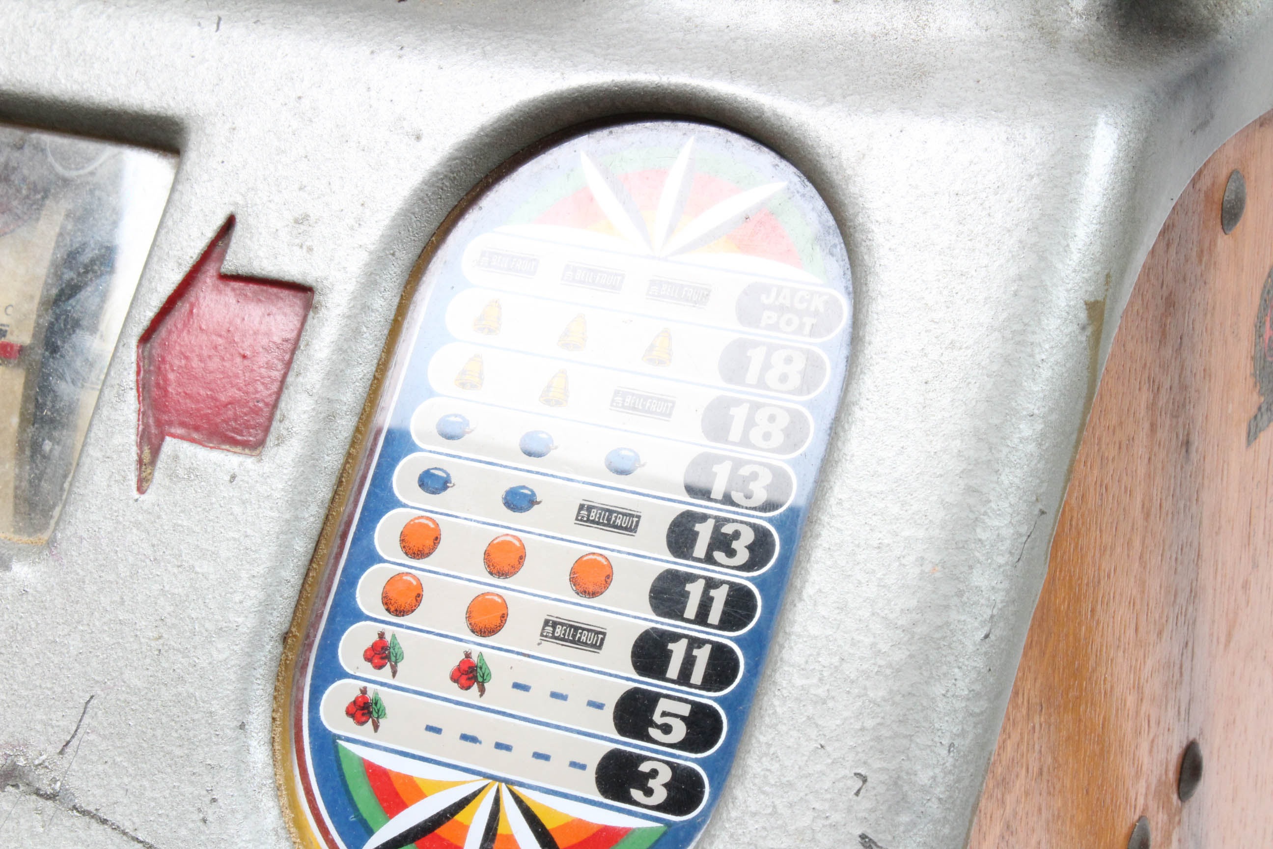 Vintage Jennings Club Chief Slot Machine