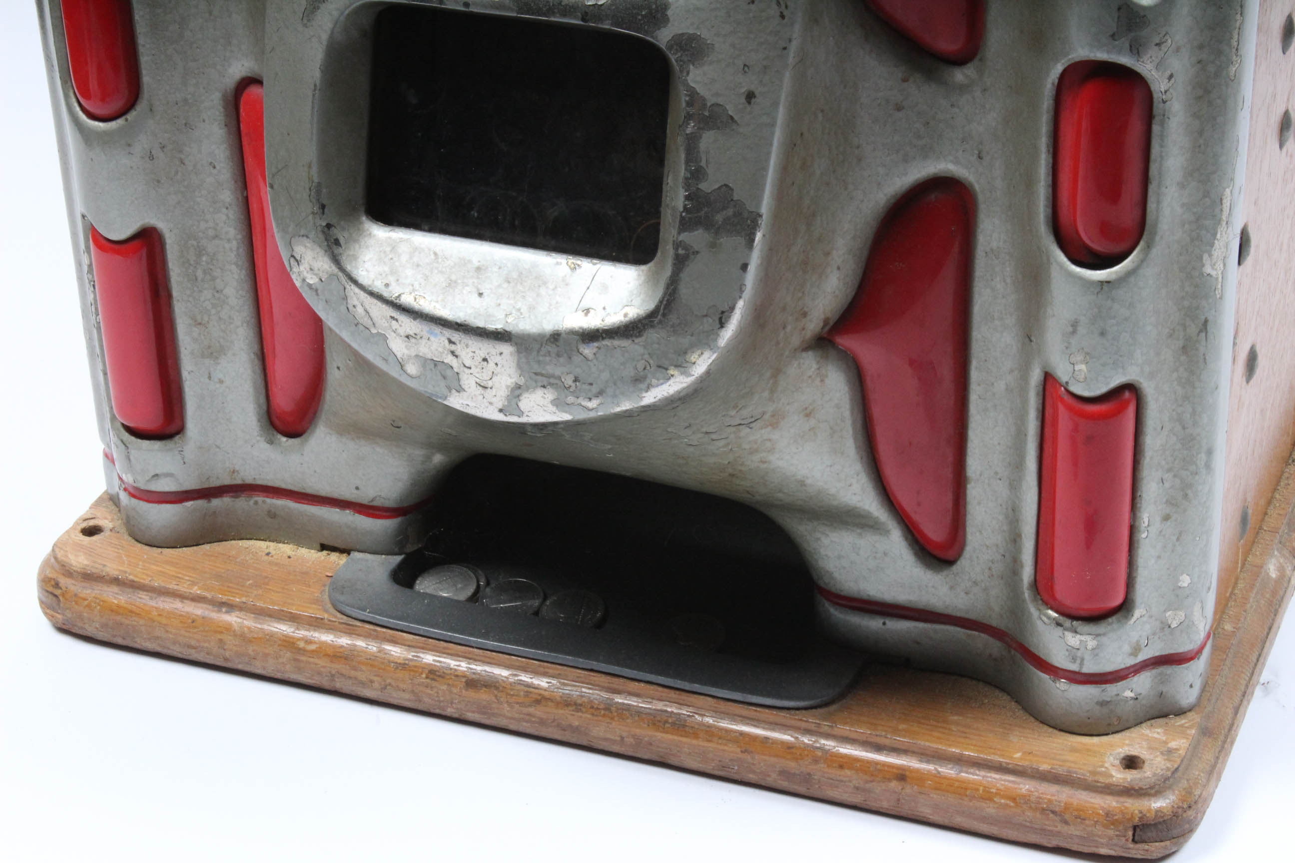 Vintage Jennings Club Chief Slot Machine