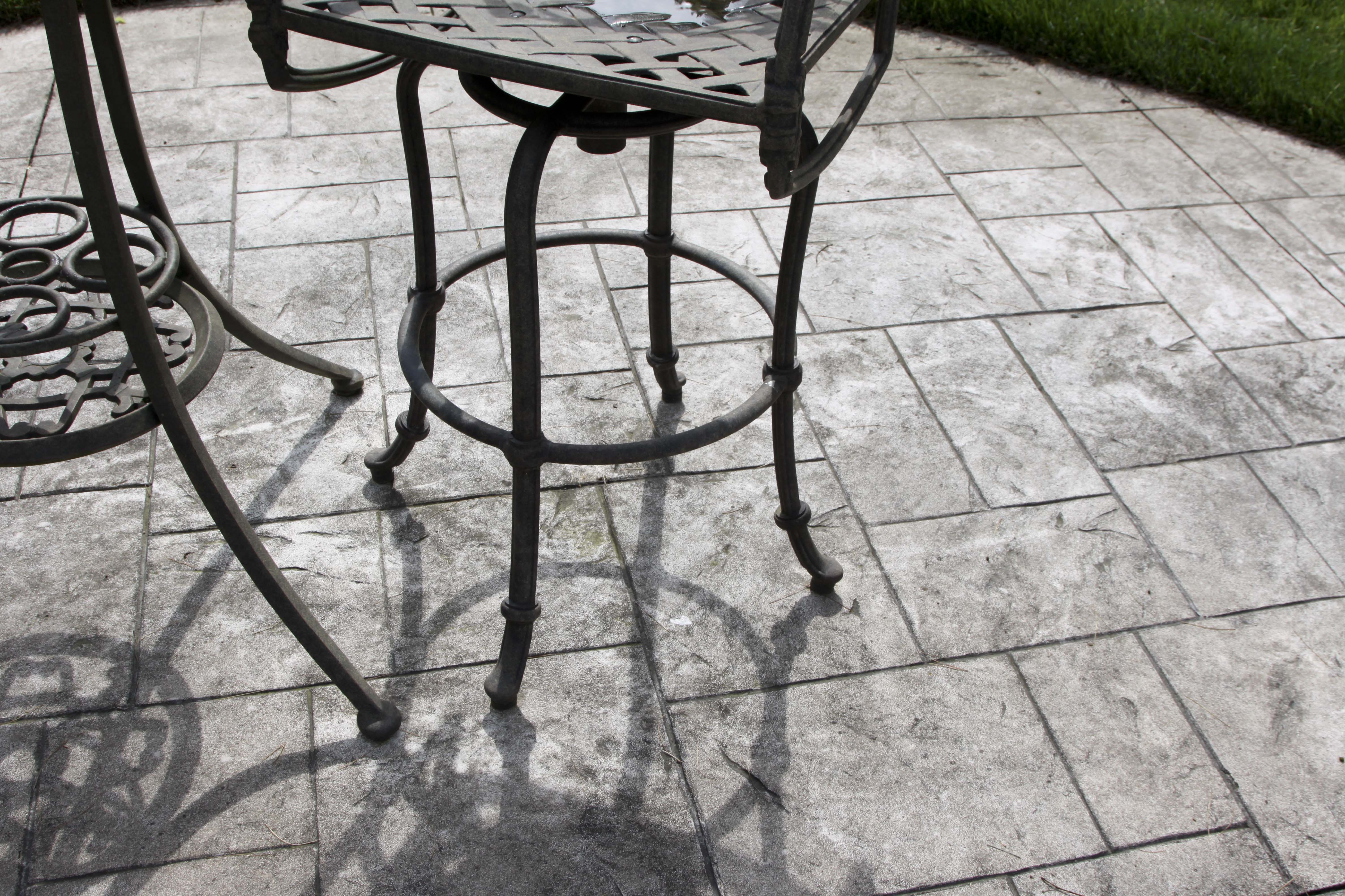 Woodard Landgrave Tall Table and Chair Set II