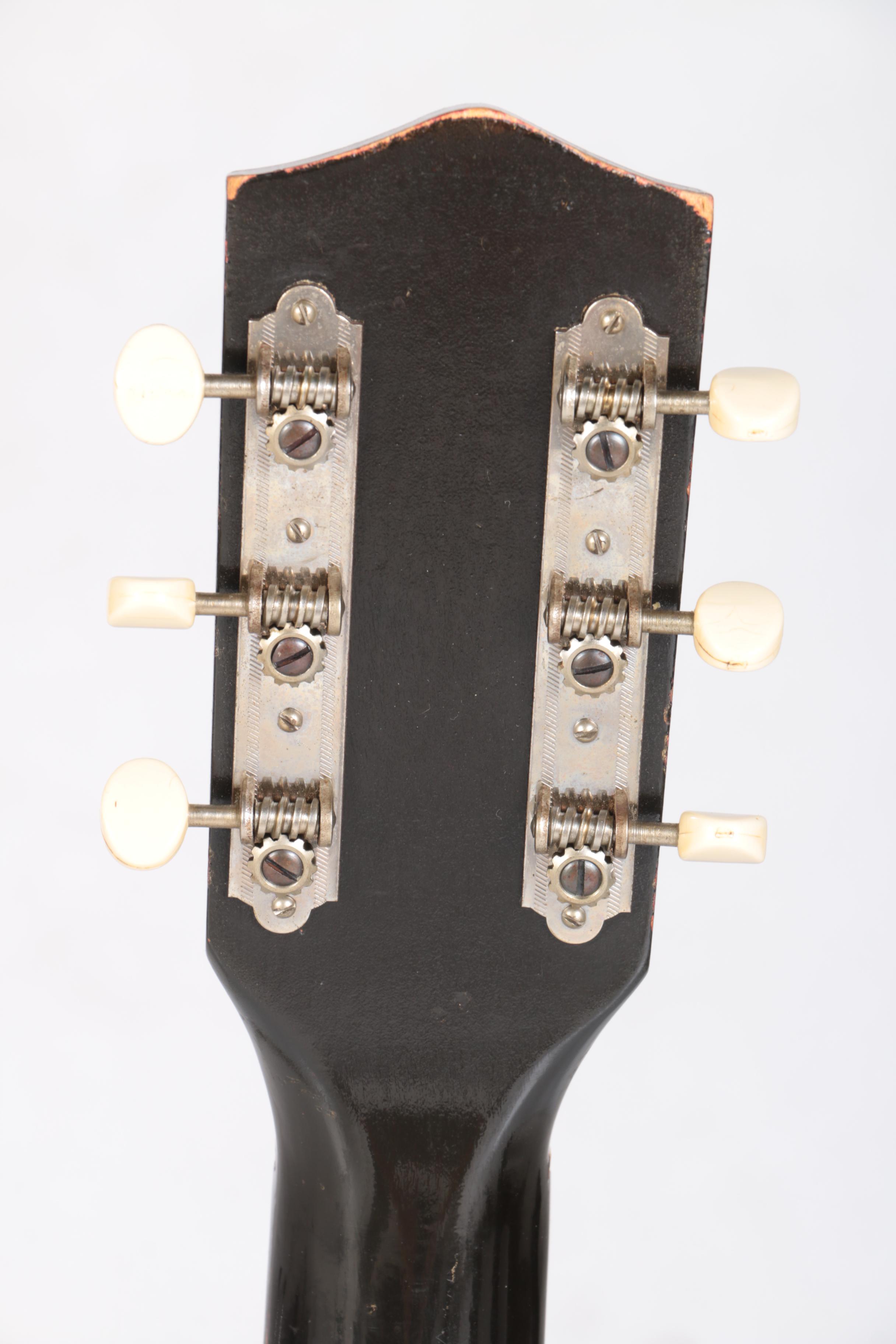 1960s Silvertone Stratotone 1420 Sunburst Electric Guitar with Case