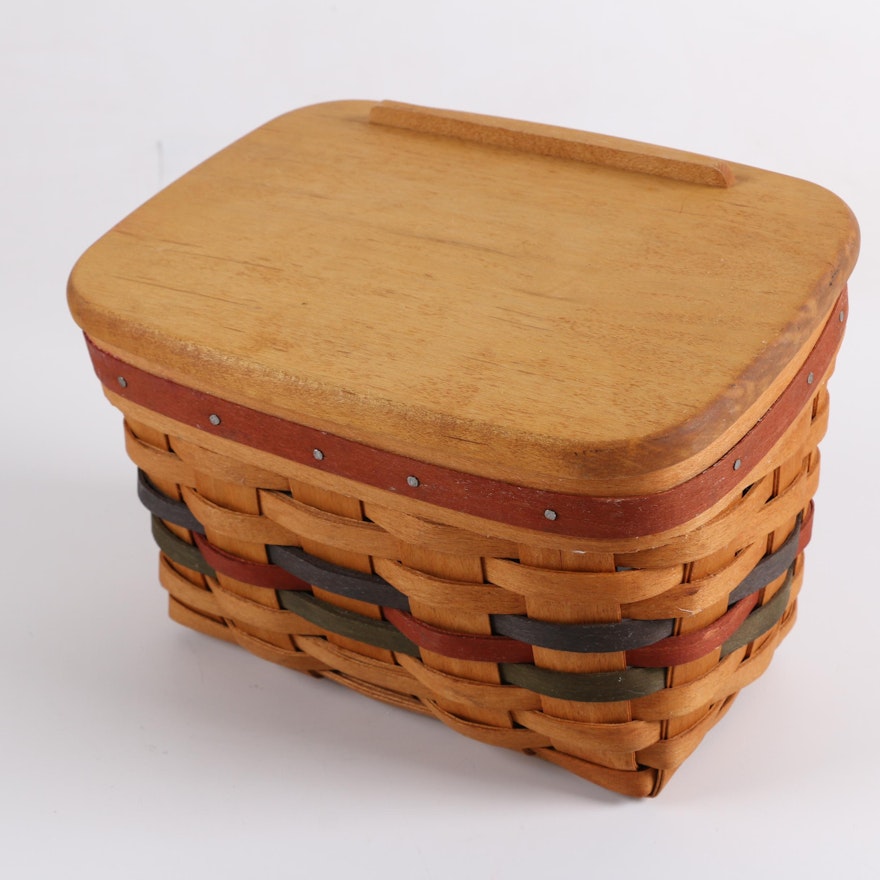 Lidded 1999 Longaberger Basket