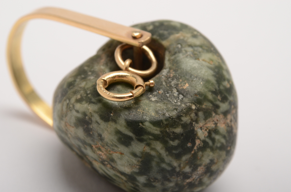 14K Yellow Gold Carved Serpentine Pendant