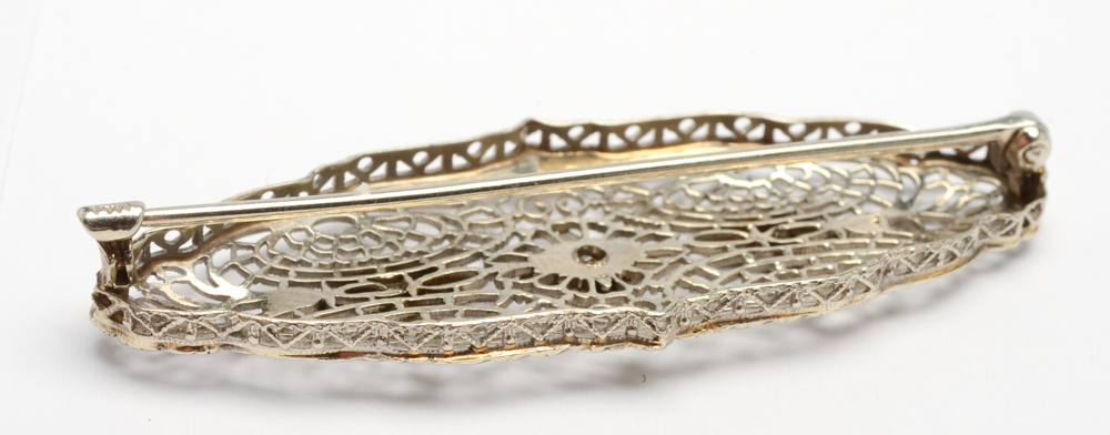 Late Edwardian 14K White Gold Diamond Filigree Brooch