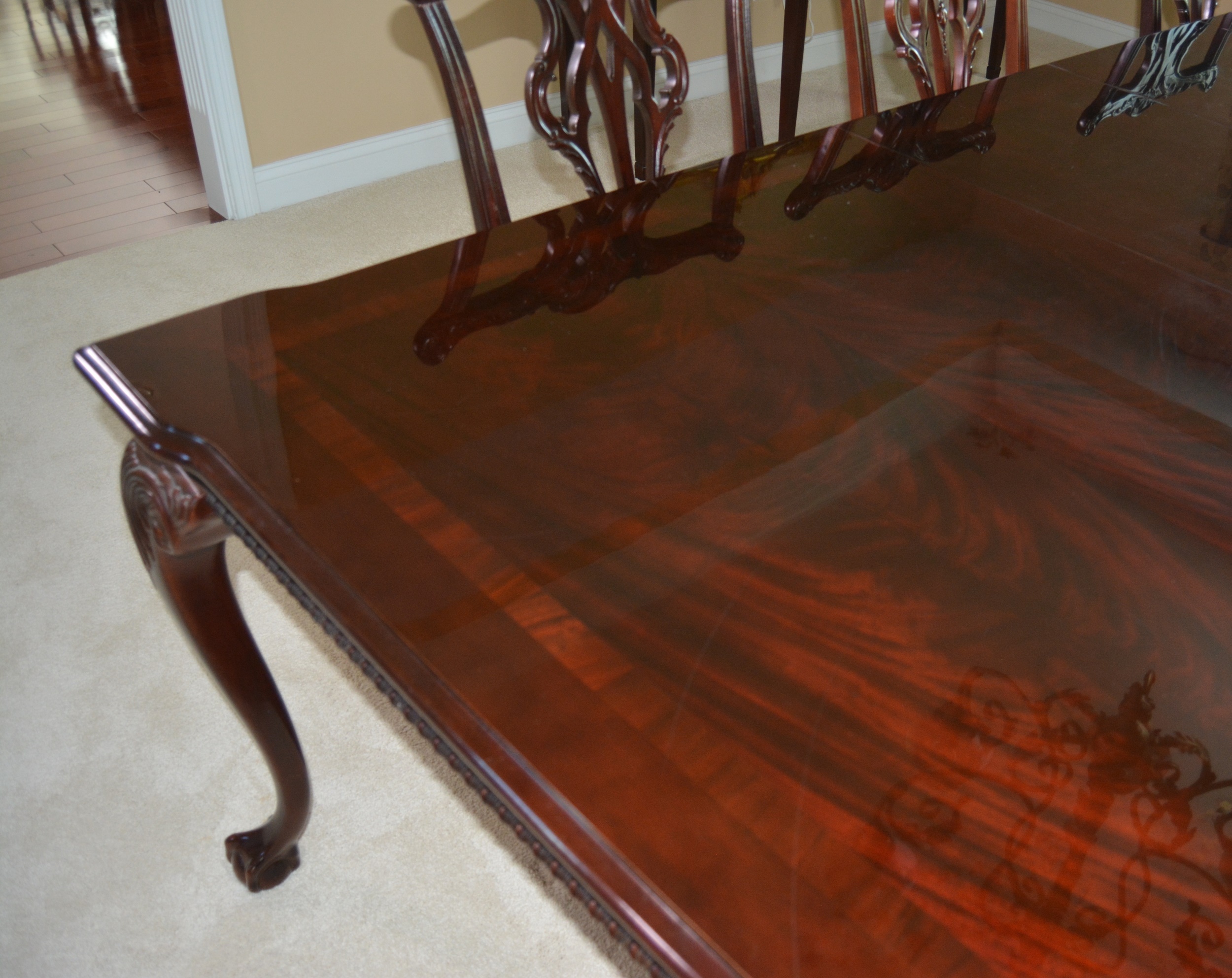 Thomasville Chippendale Style Dining Room Table and Chairs
