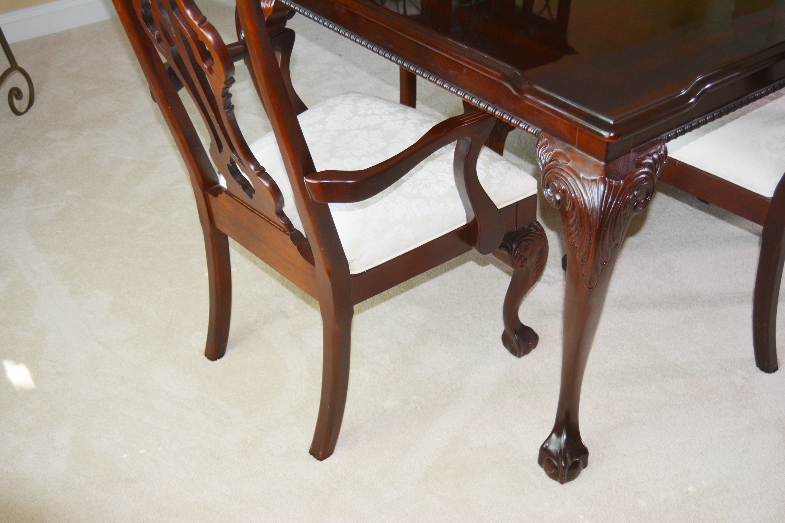 Thomasville Chippendale Style Dining Room Table and Chairs