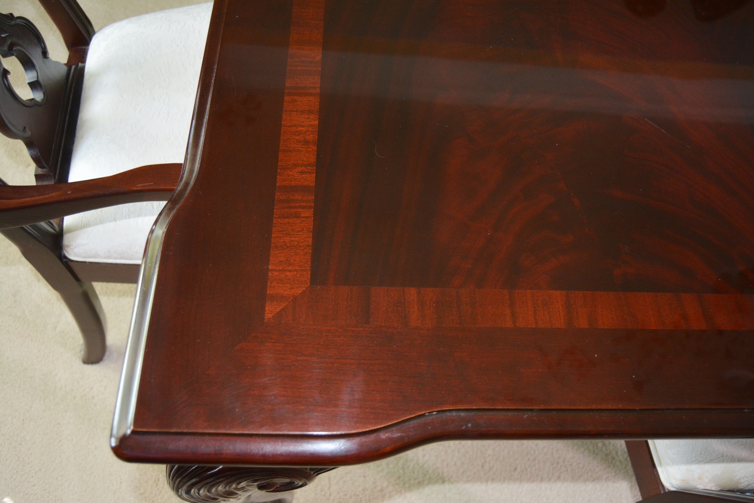 Thomasville Chippendale Style Dining Room Table and Chairs