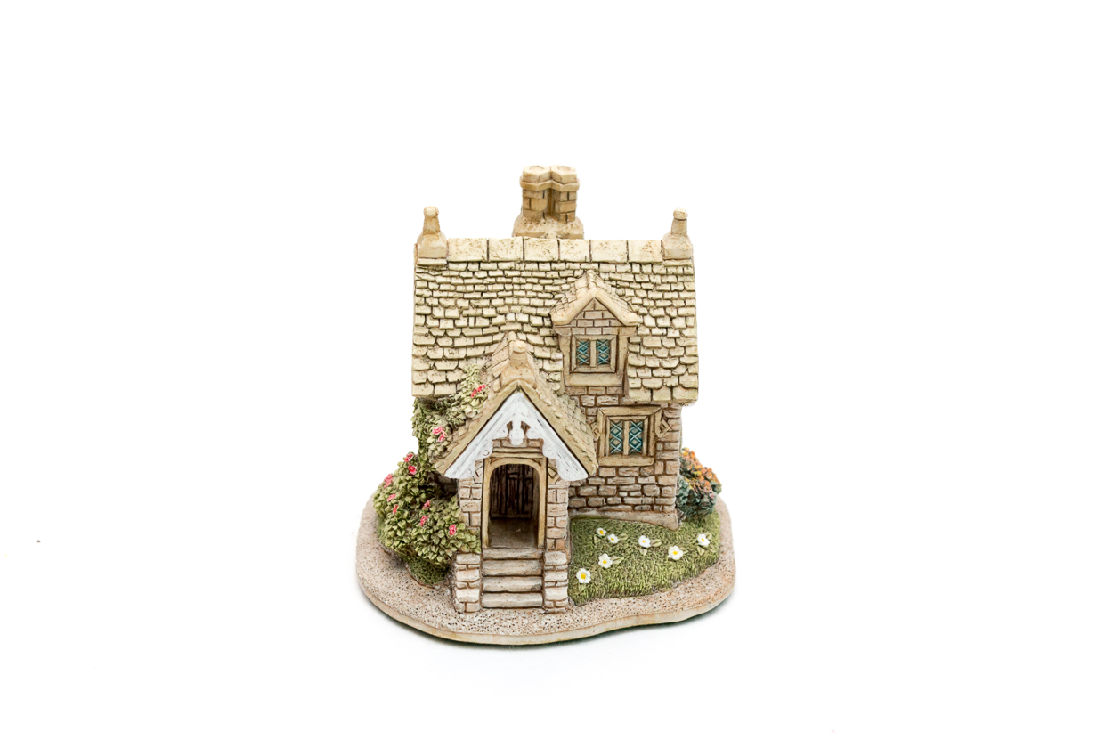 Lilliput Lane Collectibles