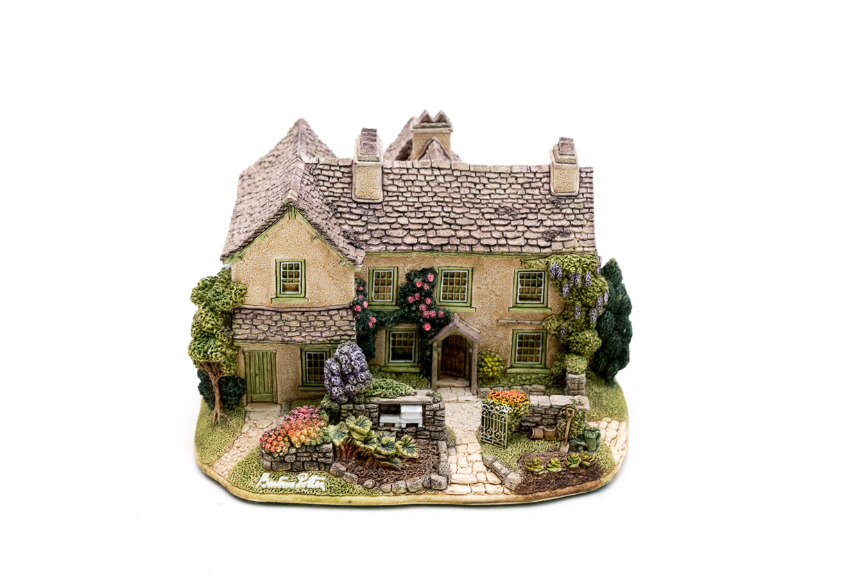 Lilliput Lane Collectibles