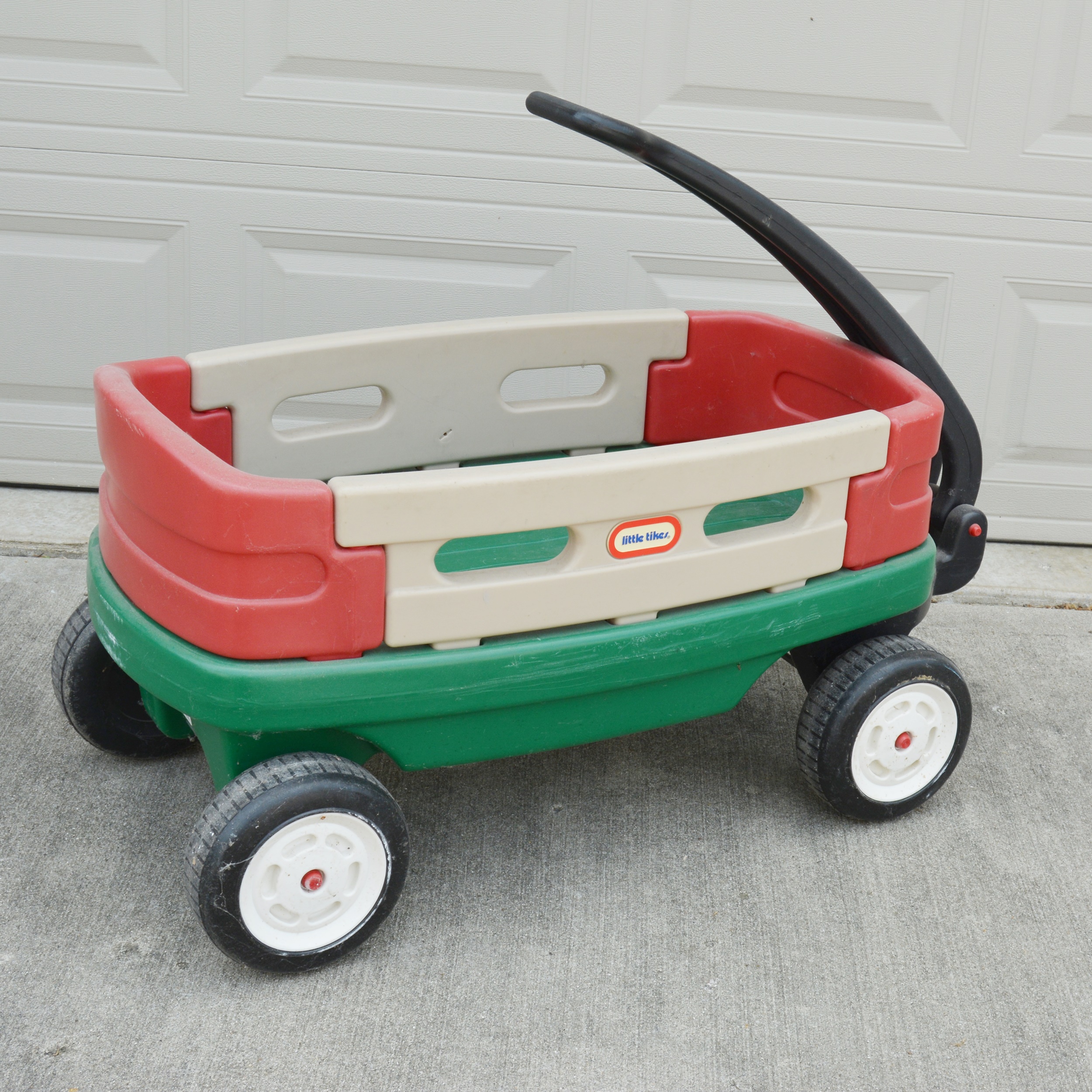 Little Tikes Pull Wagon