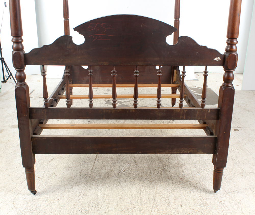 Antique Victorian Mahogany Canopy Bed