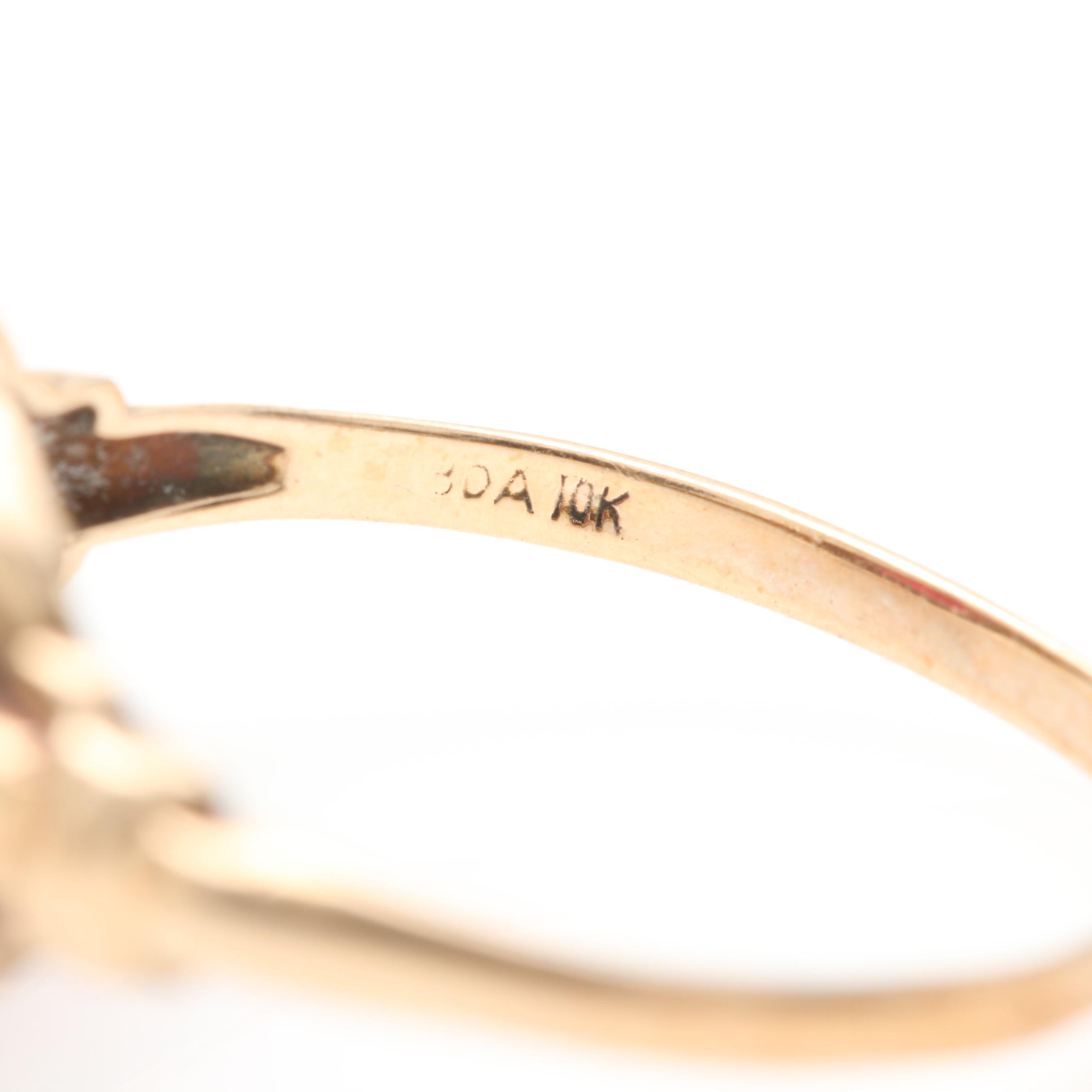 10K and 14K Yellow Gold Scrap Jewelry Including Glass Accent