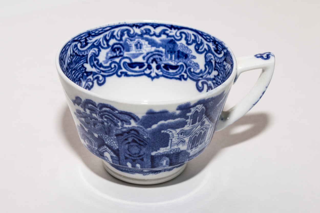 Vintage George Jones & Sons "Abbey 1790" English Flow Blue Dinnerware