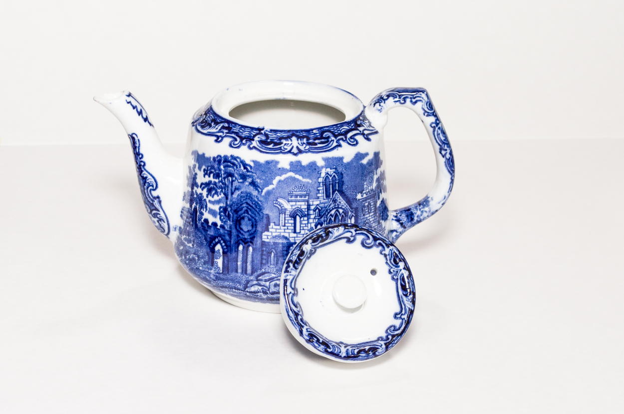 Vintage George Jones & Sons "Abbey 1790" English Flow Blue Dinnerware