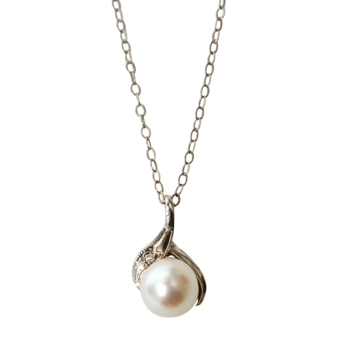 14K White Gold Diamond and Pearl Pendant Necklace