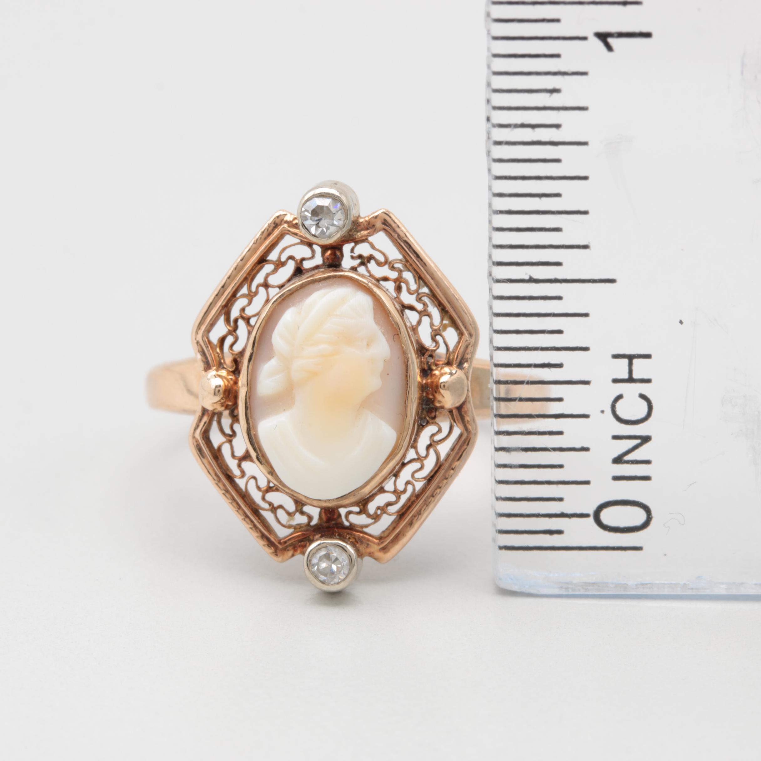 Vintage 10K Yellow Gold Diamond and Shell Cameo Ring