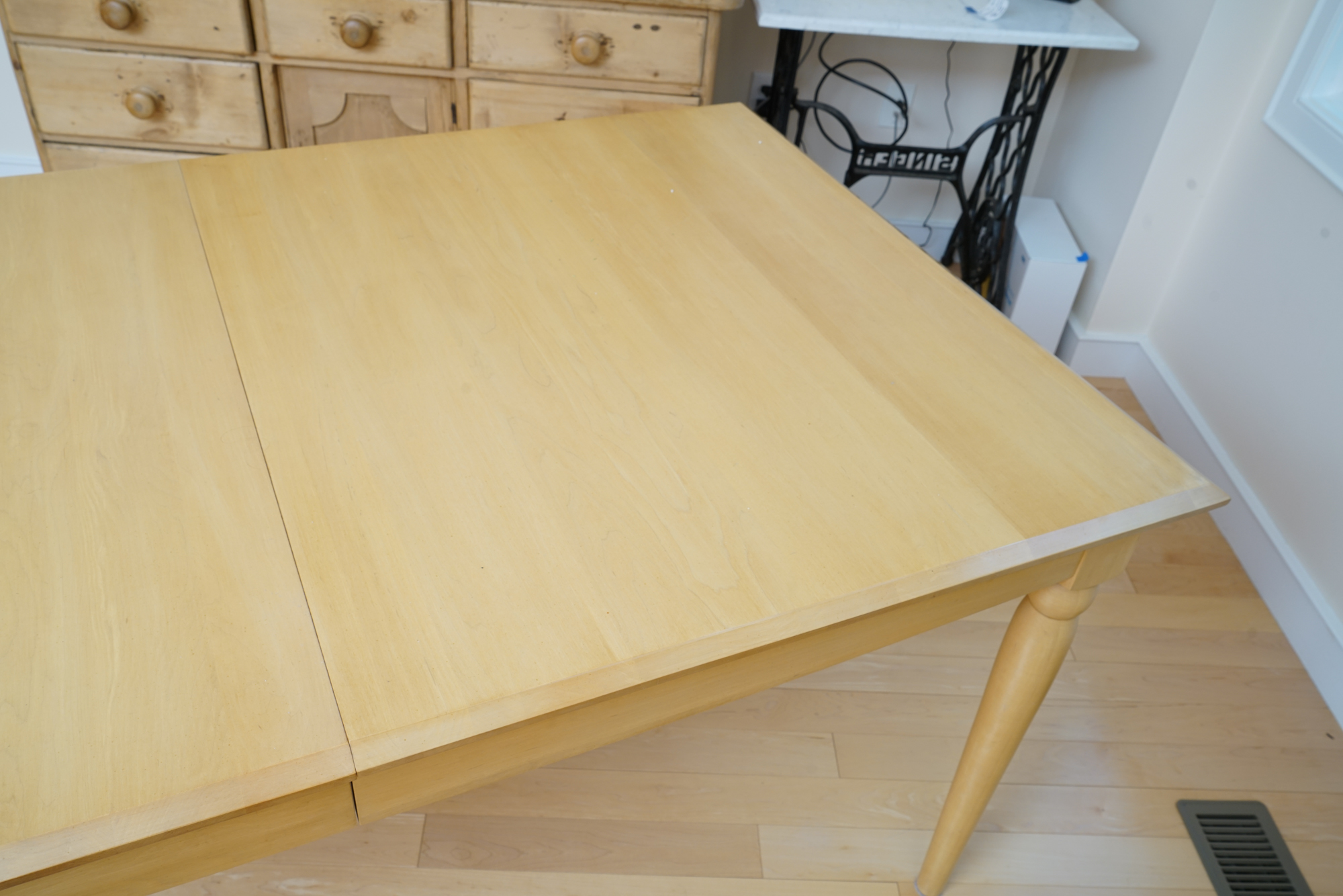 "American Dimensions" Dining Table with Chairs by Ethan Allen