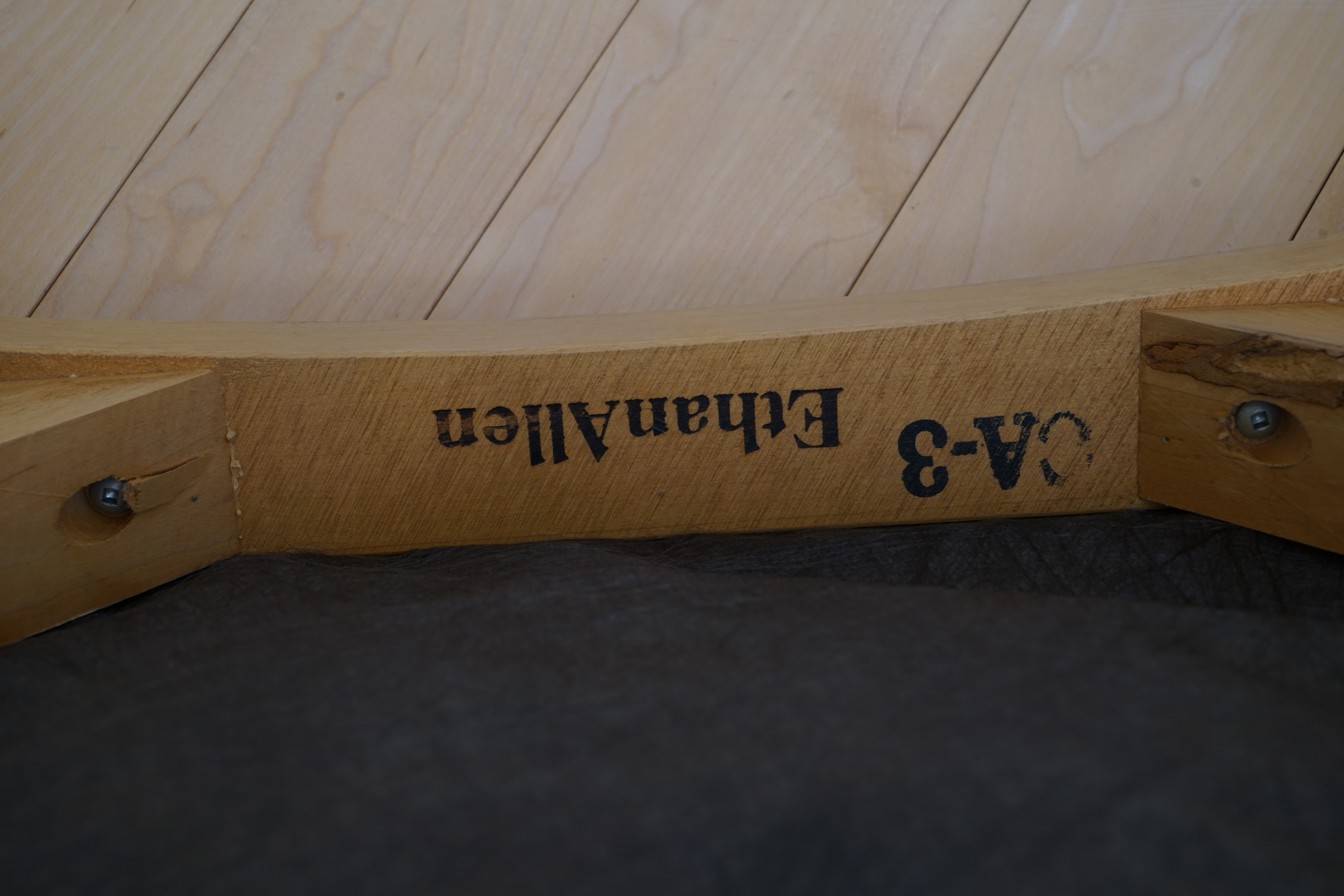 "American Dimensions" Dining Table with Chairs by Ethan Allen