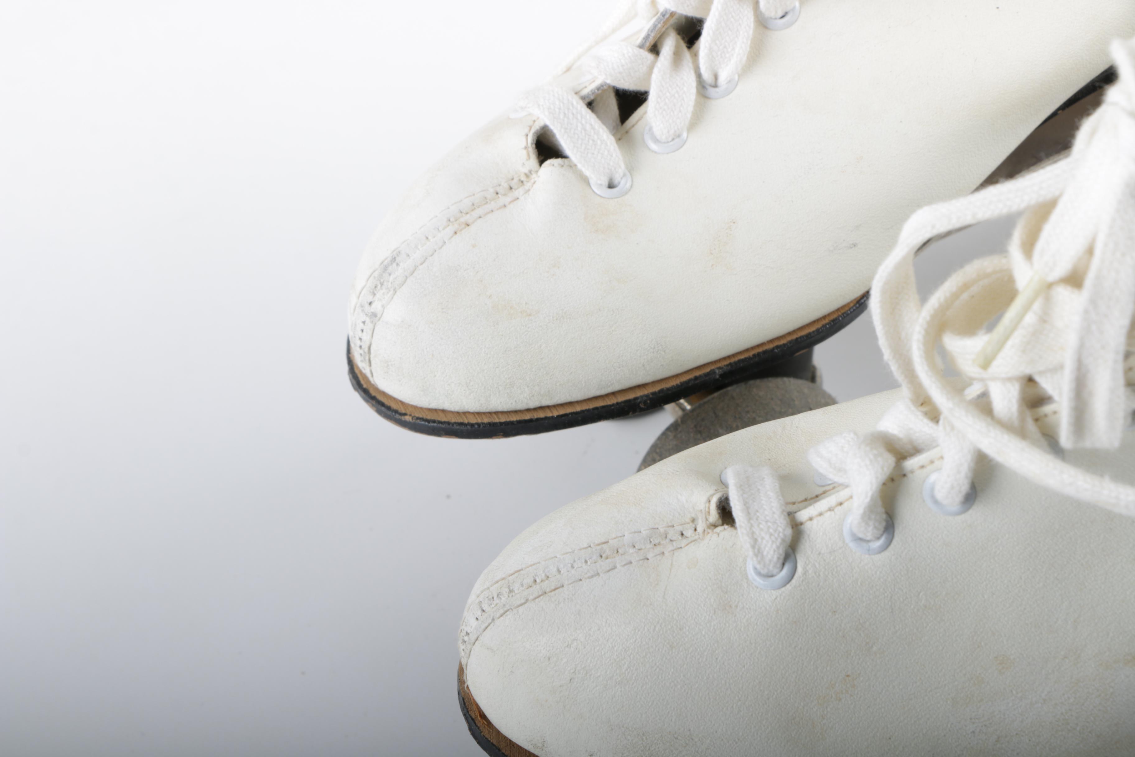 Vintage Sears Women's Roller Skates with Case