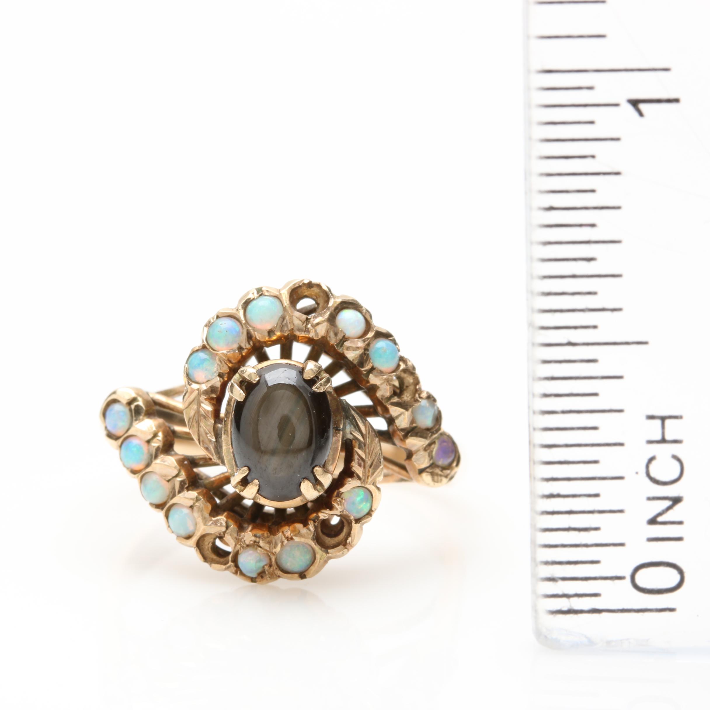 Vintage 14K Yellow Gold Black Star Sapphire and Opal Ring
