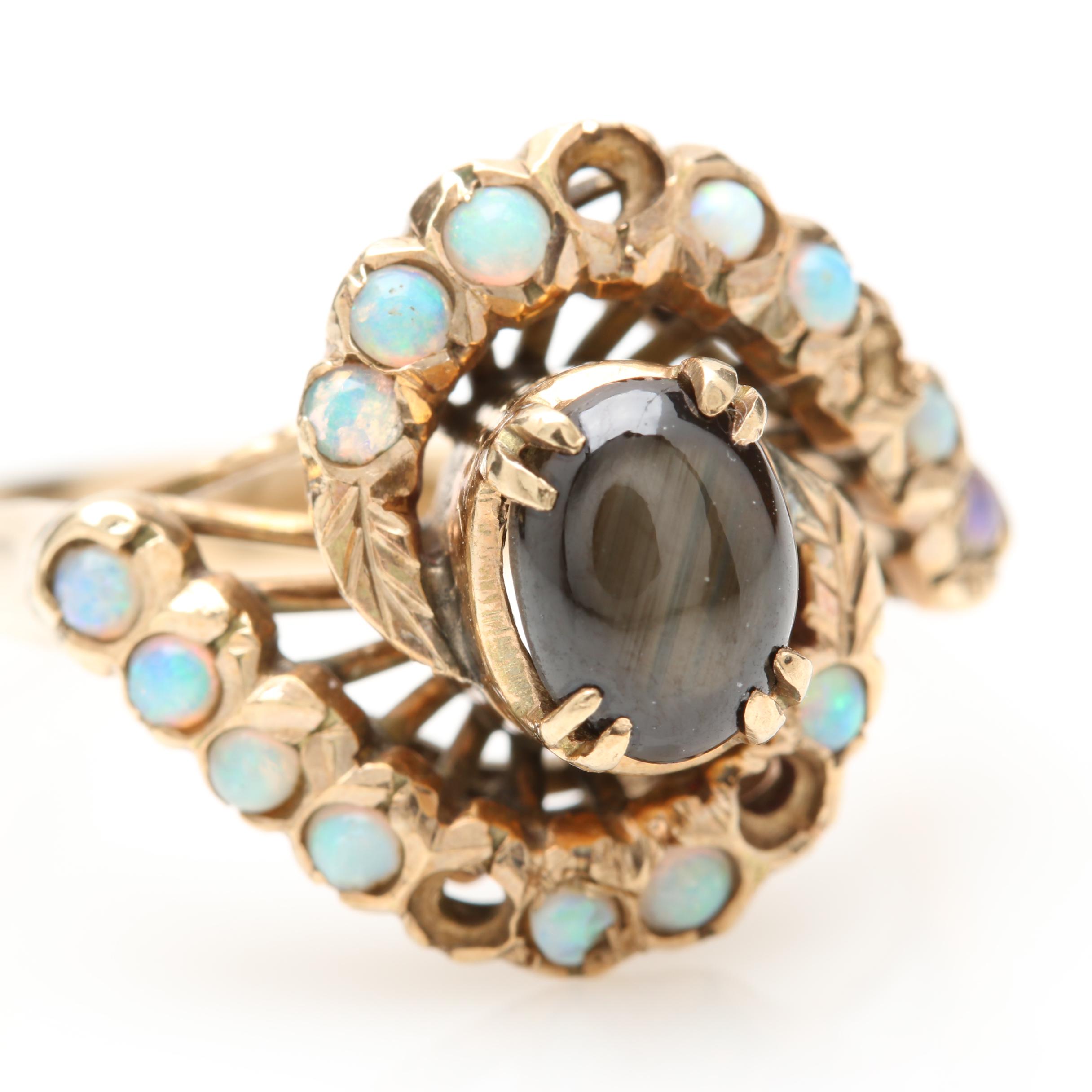 Vintage 14K Yellow Gold Black Star Sapphire and Opal Ring