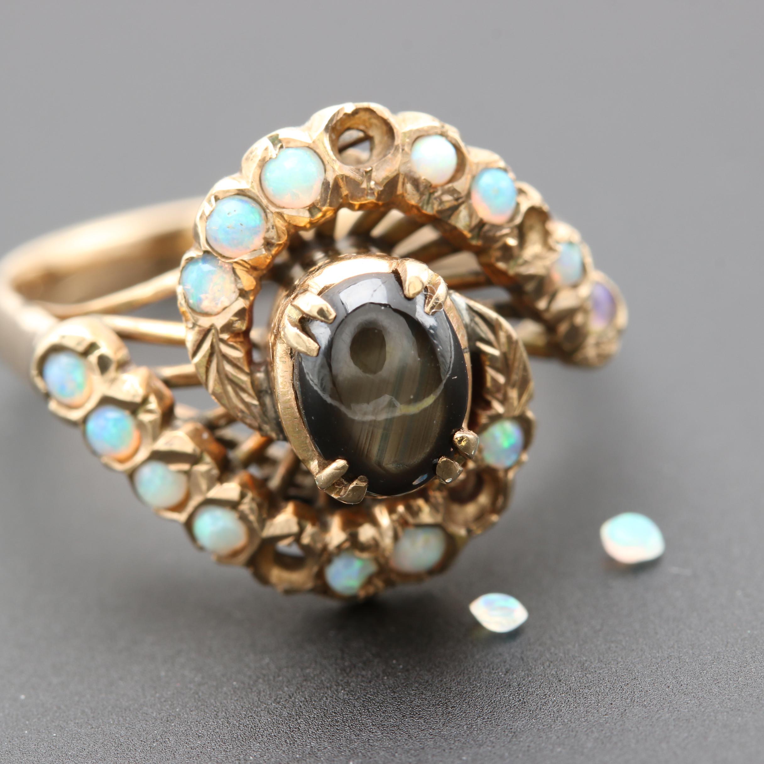 Vintage 14K Yellow Gold Black Star Sapphire and Opal Ring