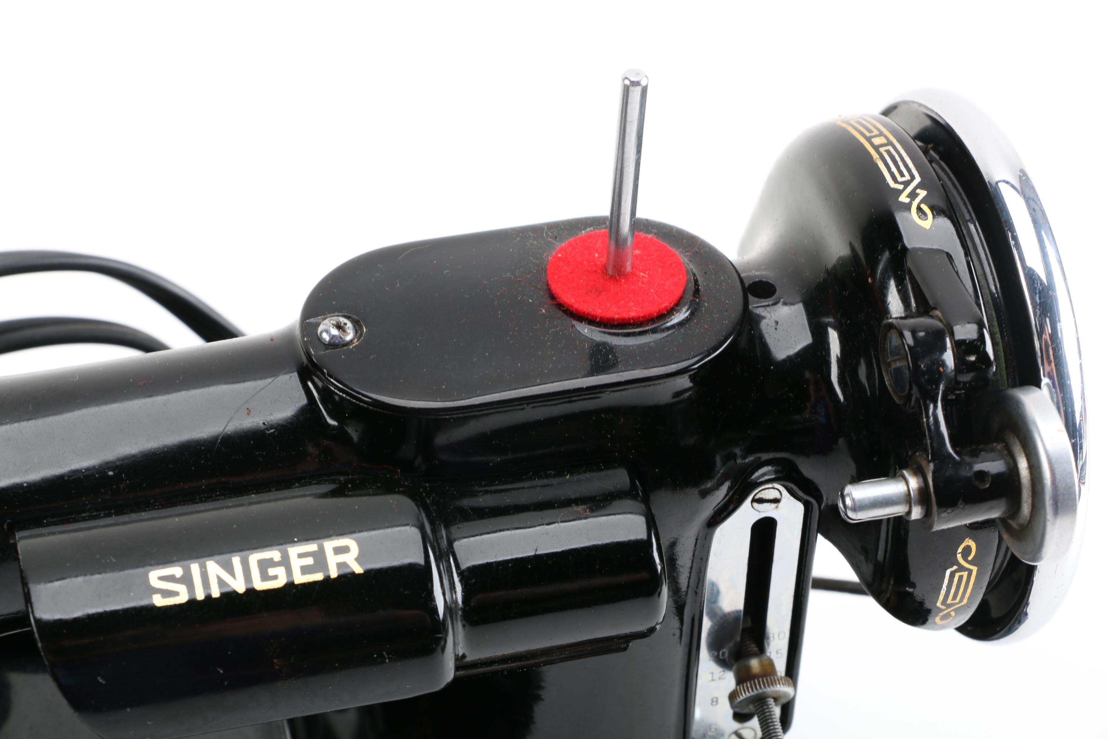 Vintage Singer Sewing Machine with Case and Accessories