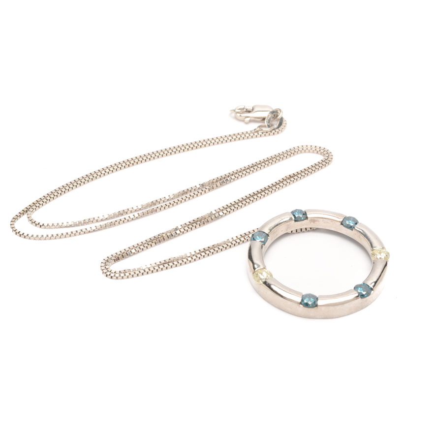 14K White Gold Diamond Pendant Necklace