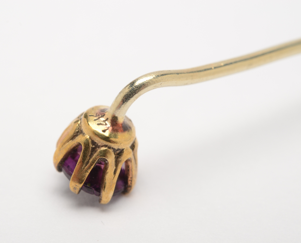 Vintage 14K Yellow Gold Purple Glass Stick Pin