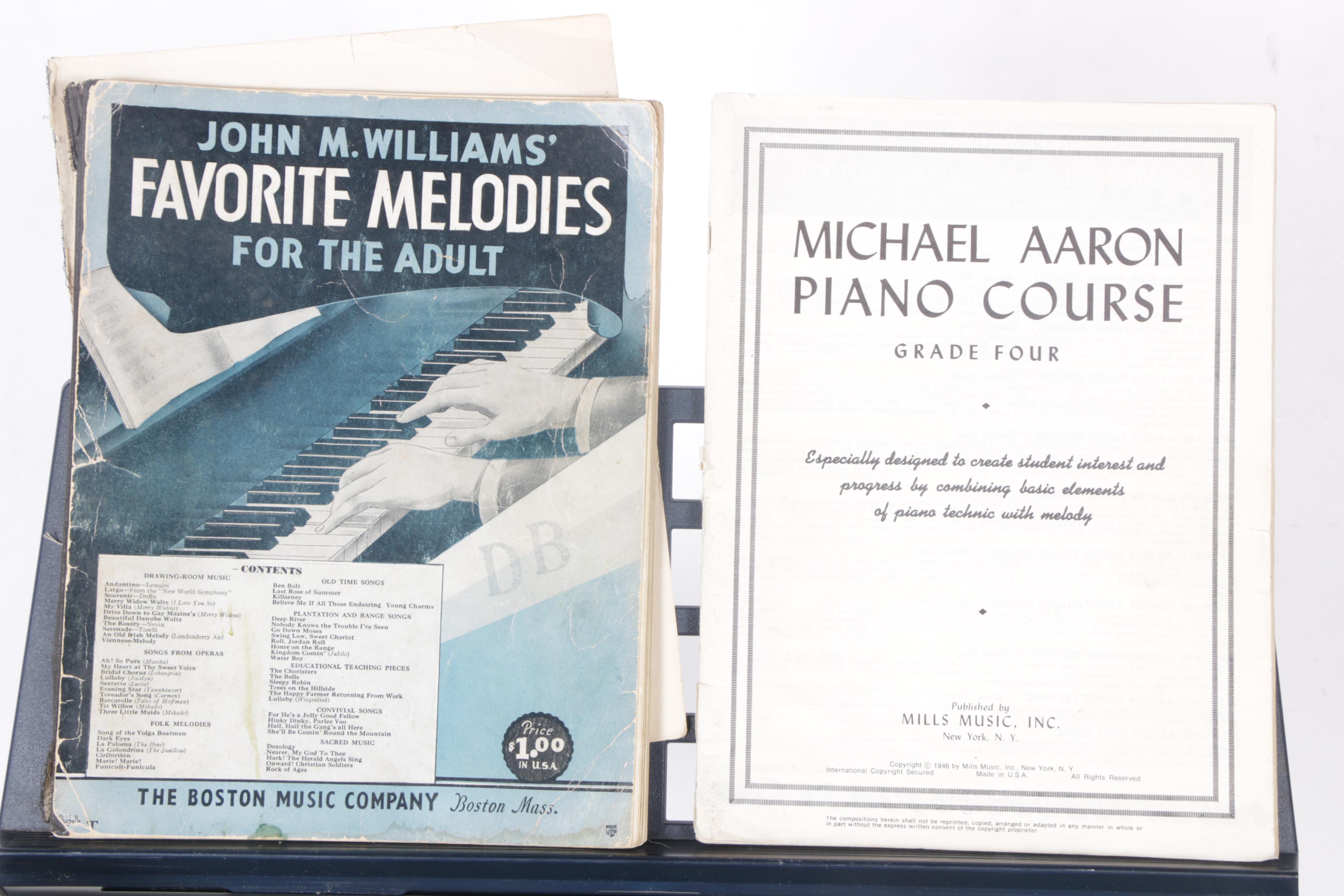 Yamaha Portatone PSR-282 Electric Keyboard with Stand and Gig Bag