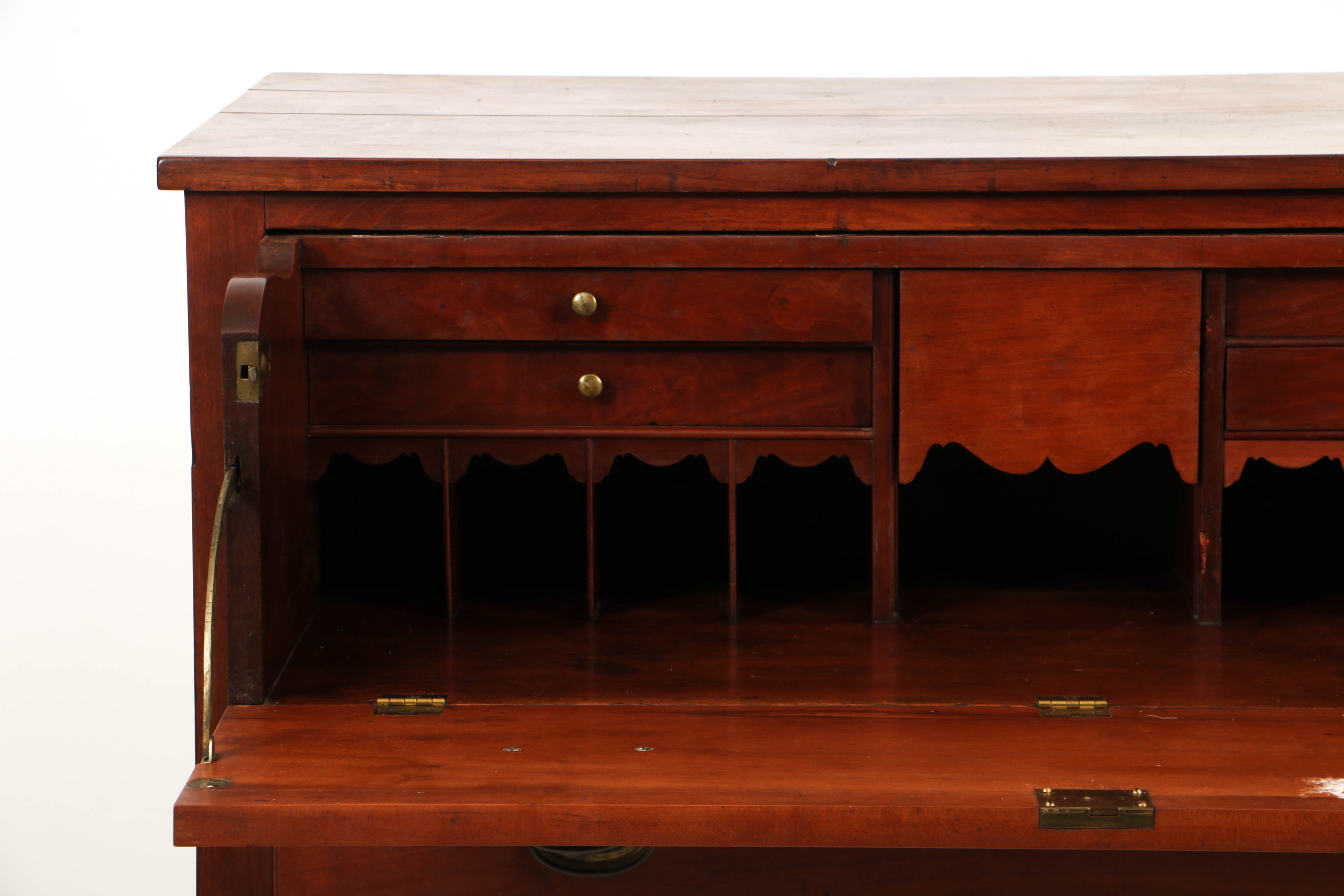 Antique Transitional Federal-to-Empire Cherry Butler's Chest of Drawers