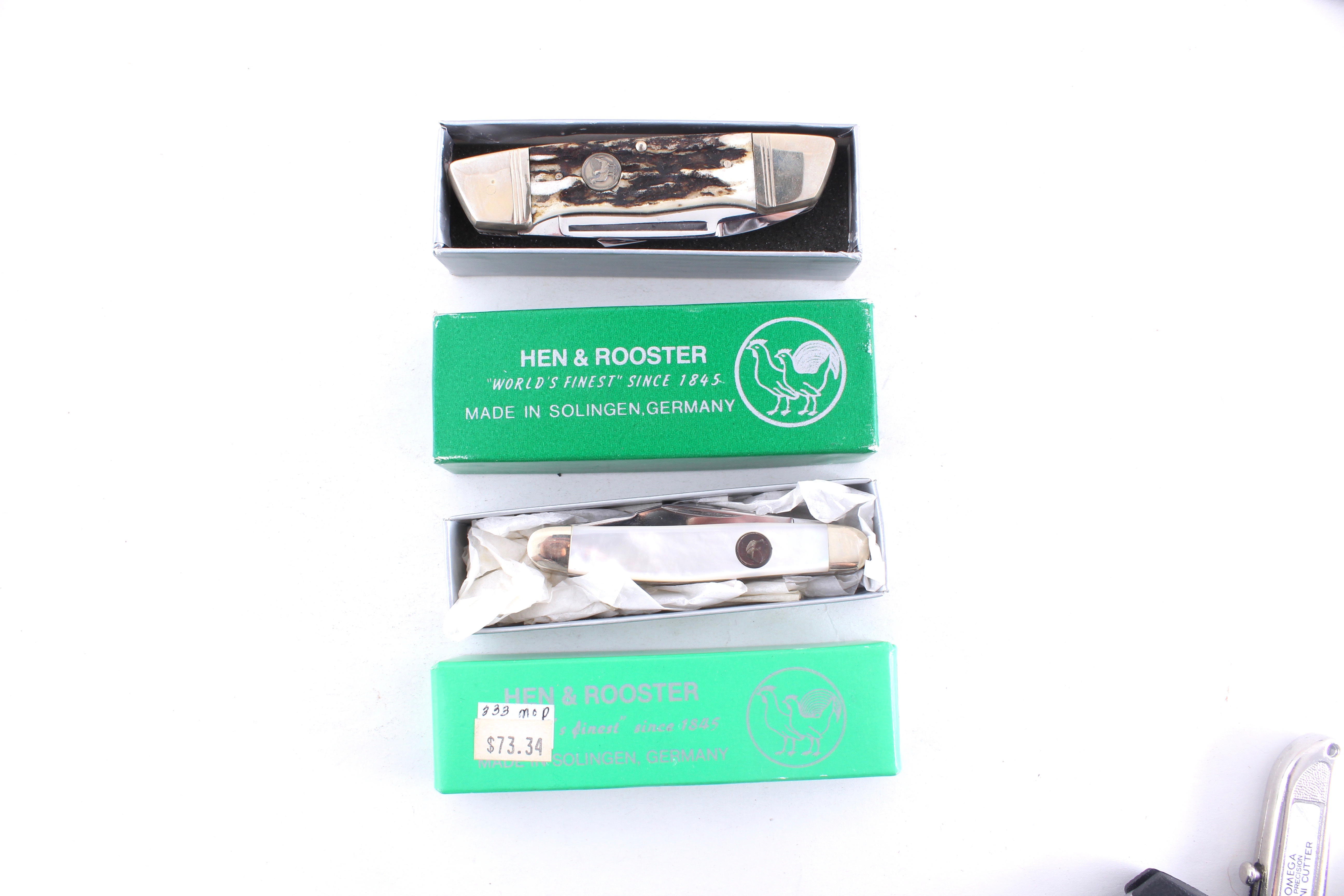 Large Collection of Vintage Pocket Knives Including Case