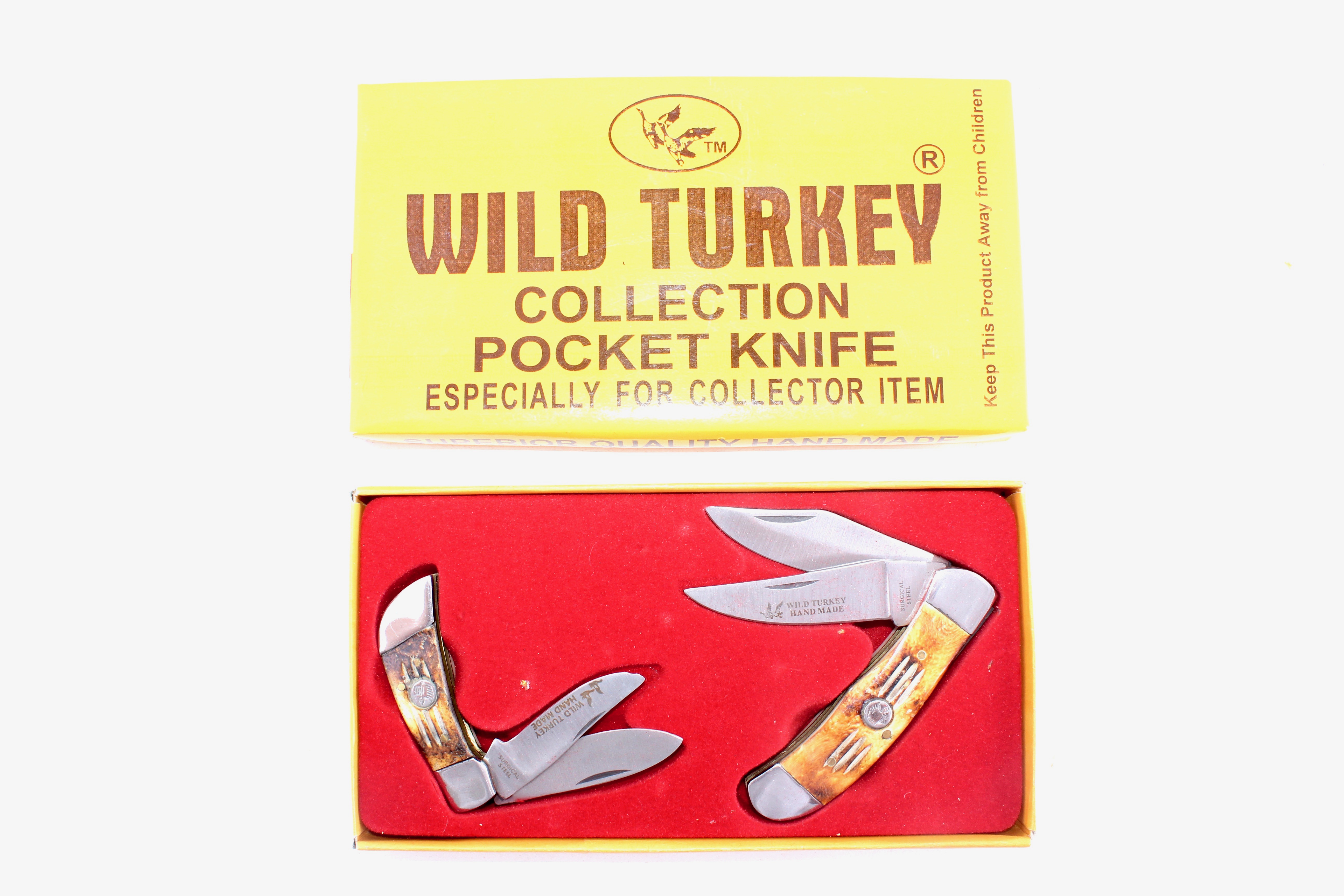 Large Collection of Vintage Pocket Knives Including Case