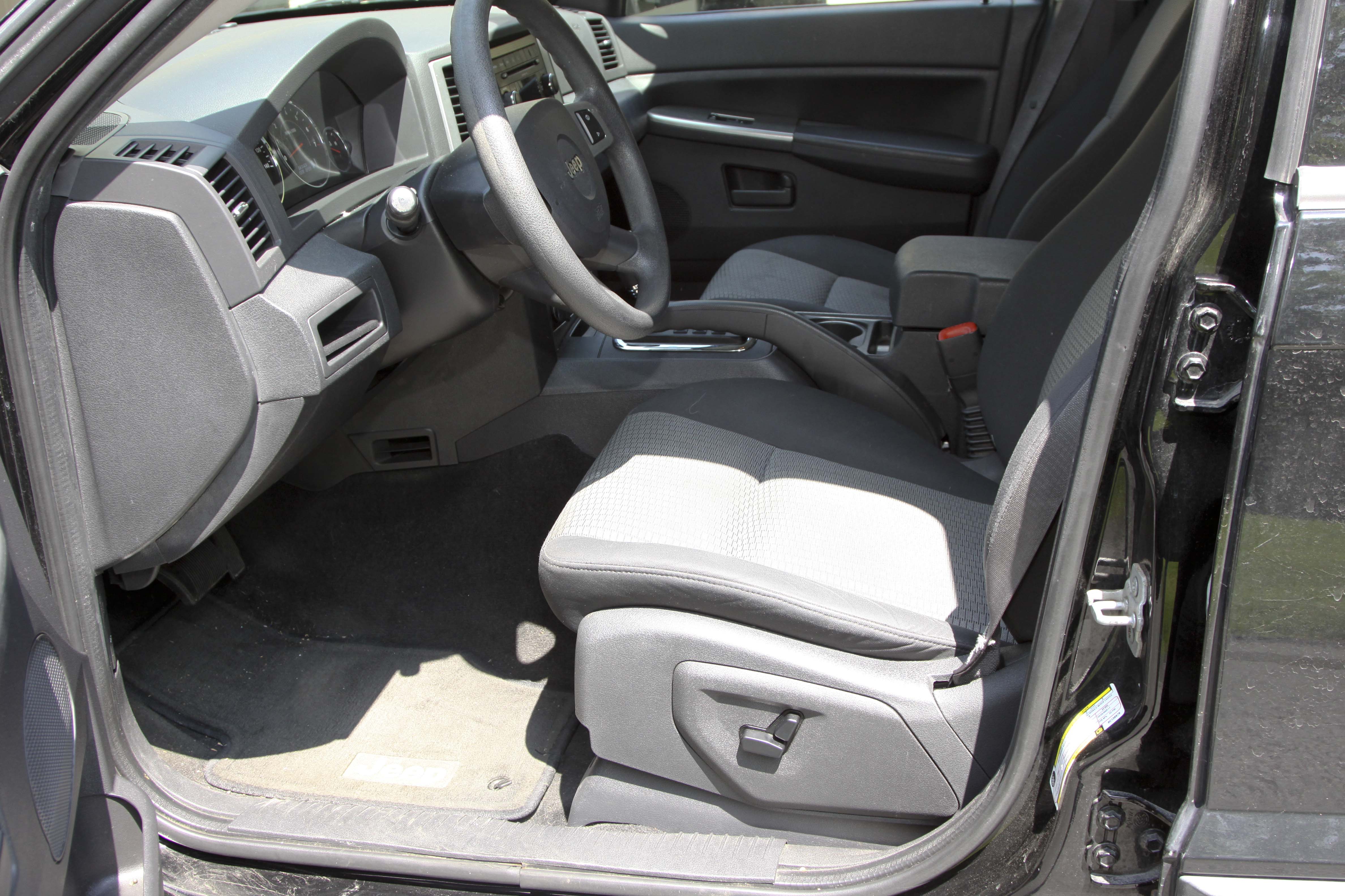 2008 Jeep Grand Cherokee 4 X 4 Laredo SUV