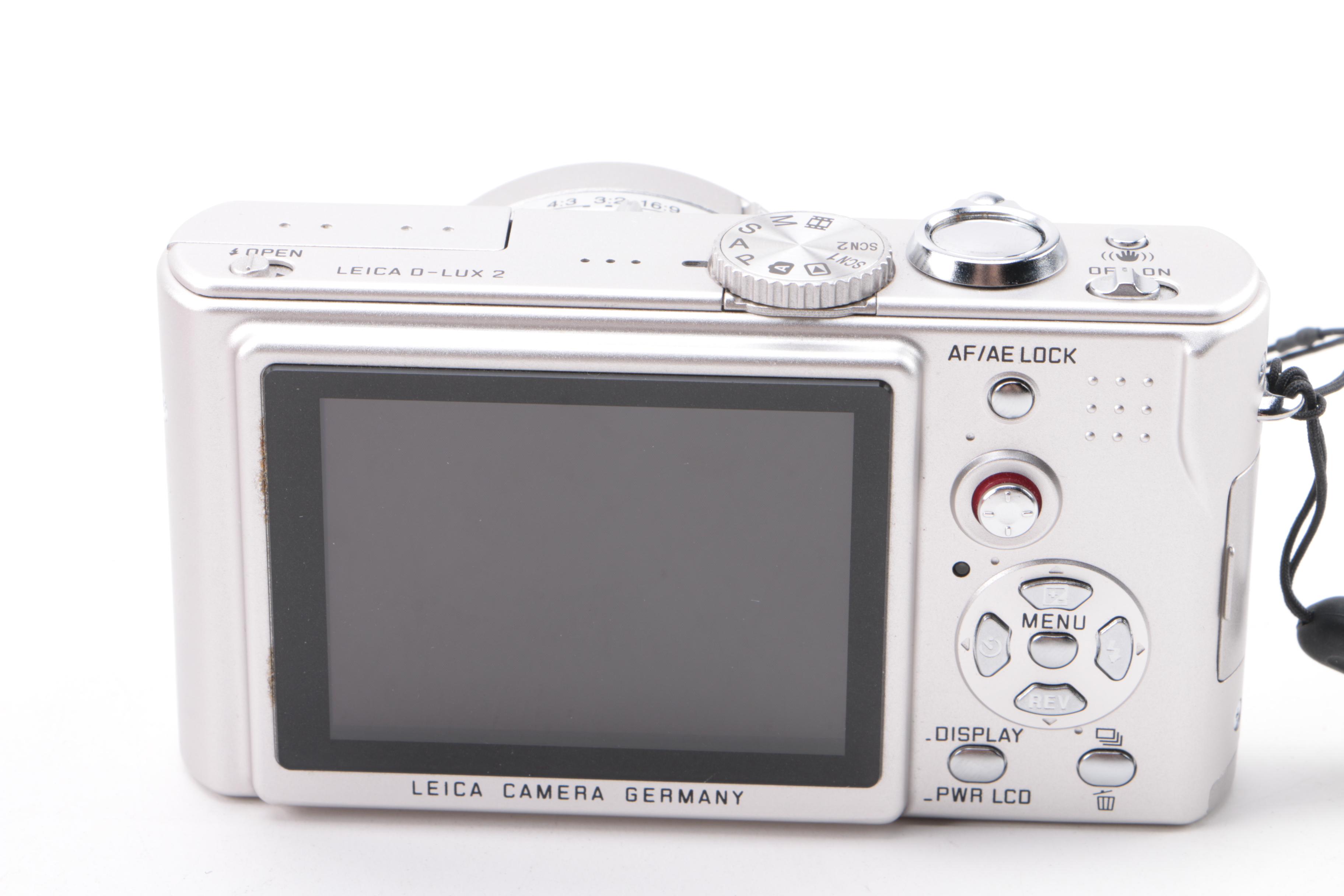 Leica D-LUX 2 Digital Camera with Case and Accessories