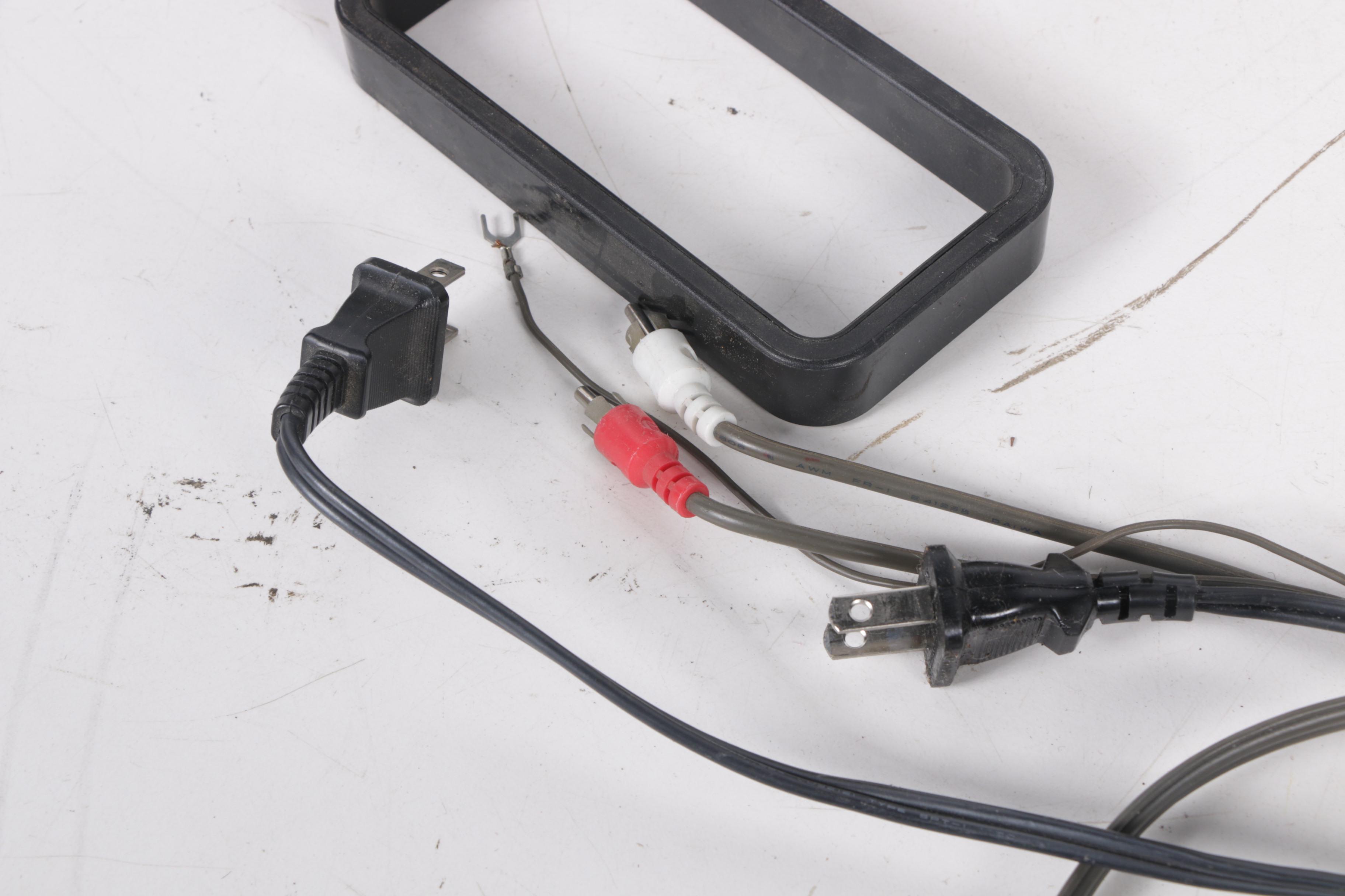 Sanyo Belt Drive TP-1005 Turntable and Yamaha KR-1000 Receiver