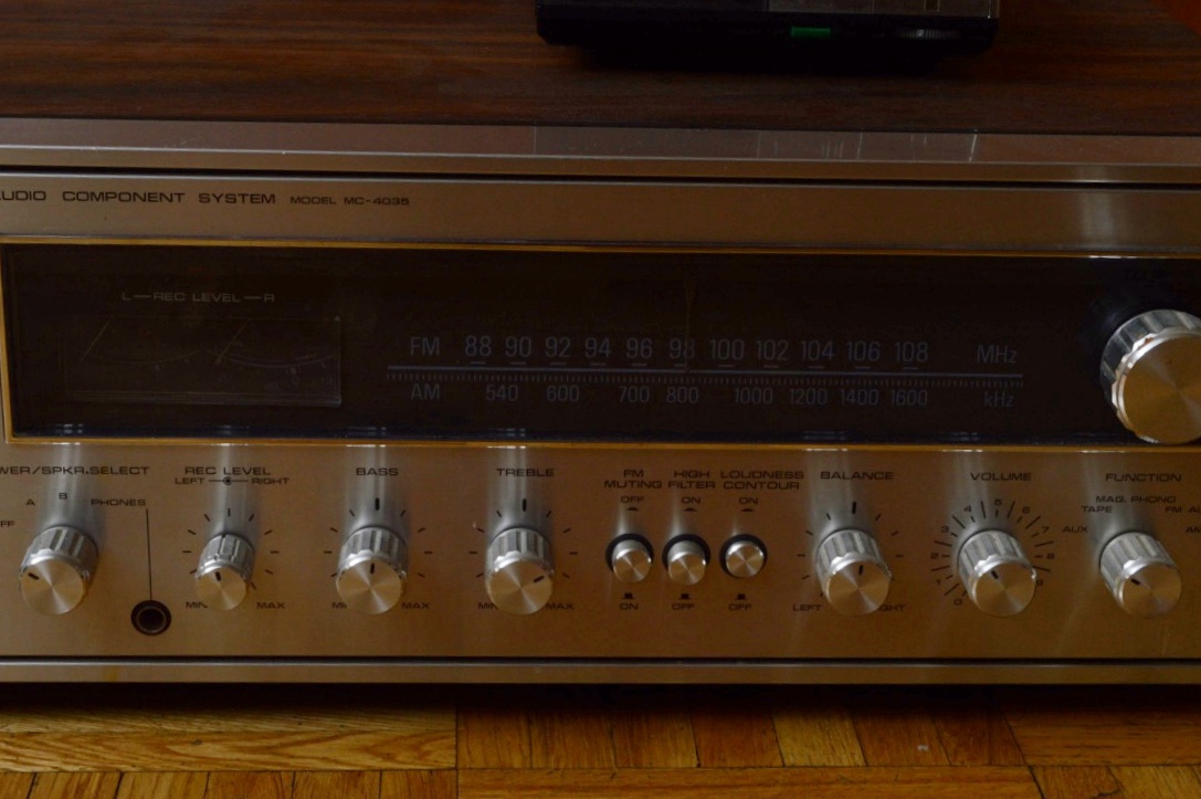 Vintage Fisher Receiver, Model MC 4035