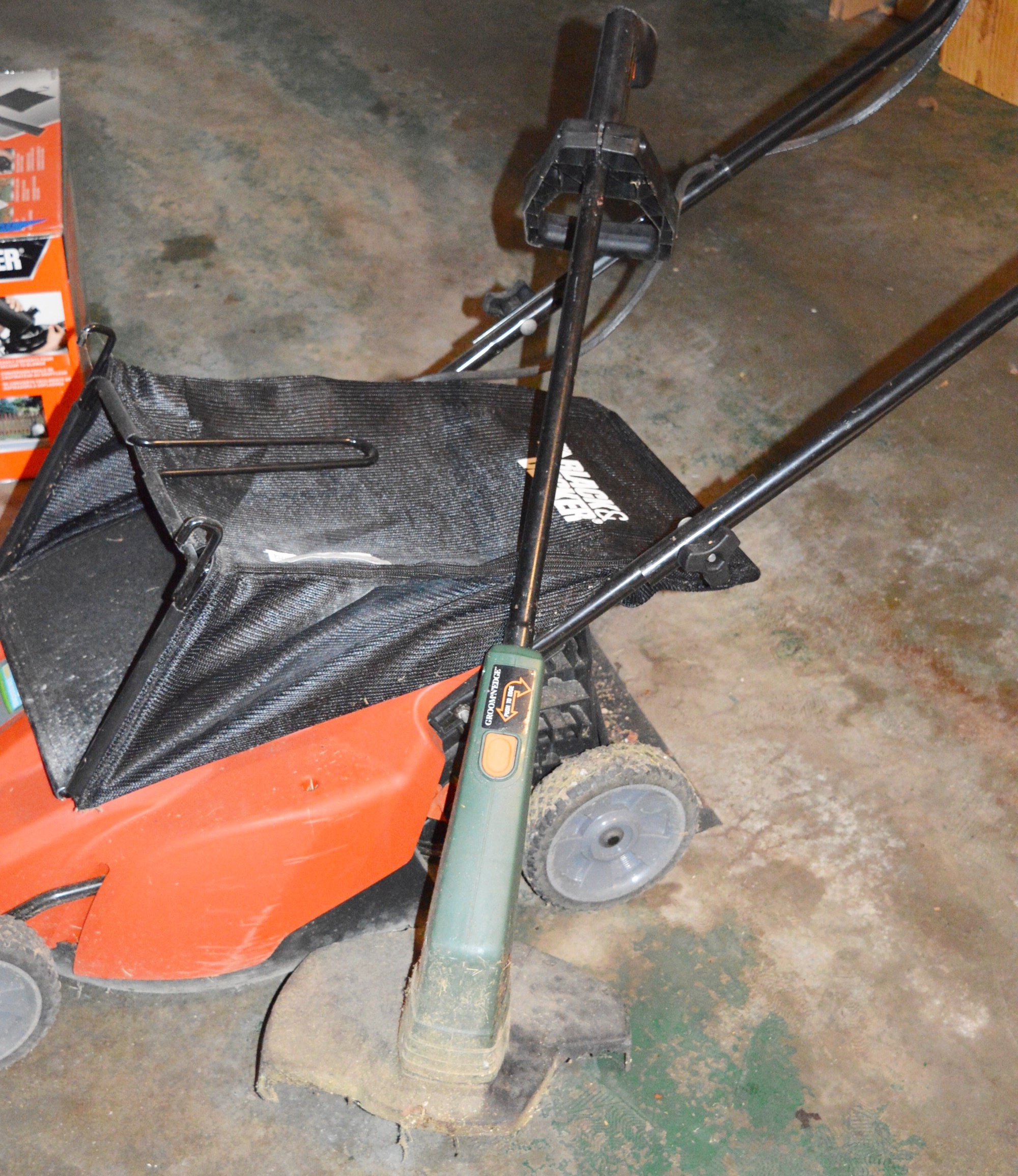 Black & Decker Electric Mower, Blower /Vacuum and String Trimmer