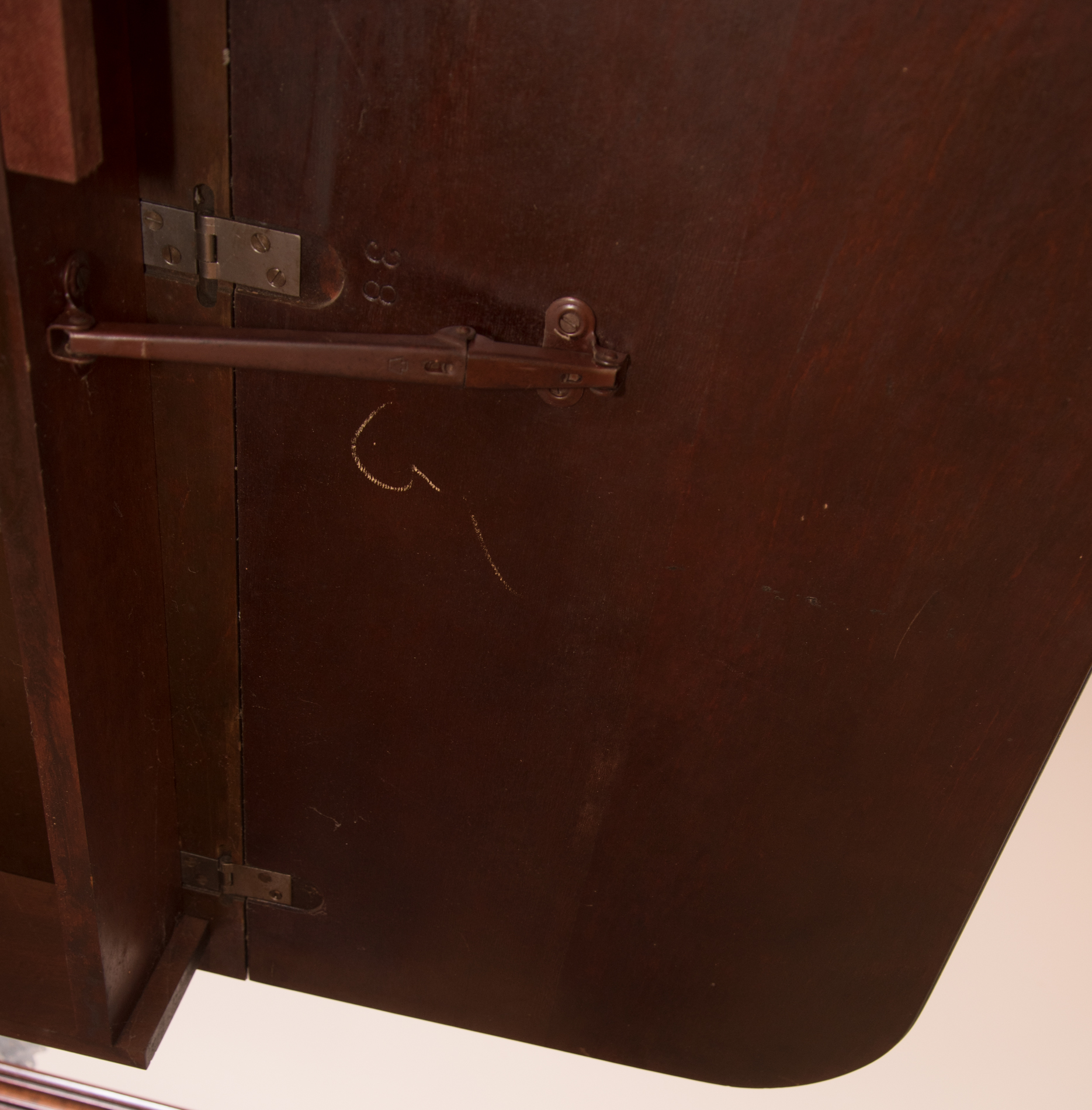 Vintage Brandt Mahogany Duncan Phyfe Drop Leaf Table