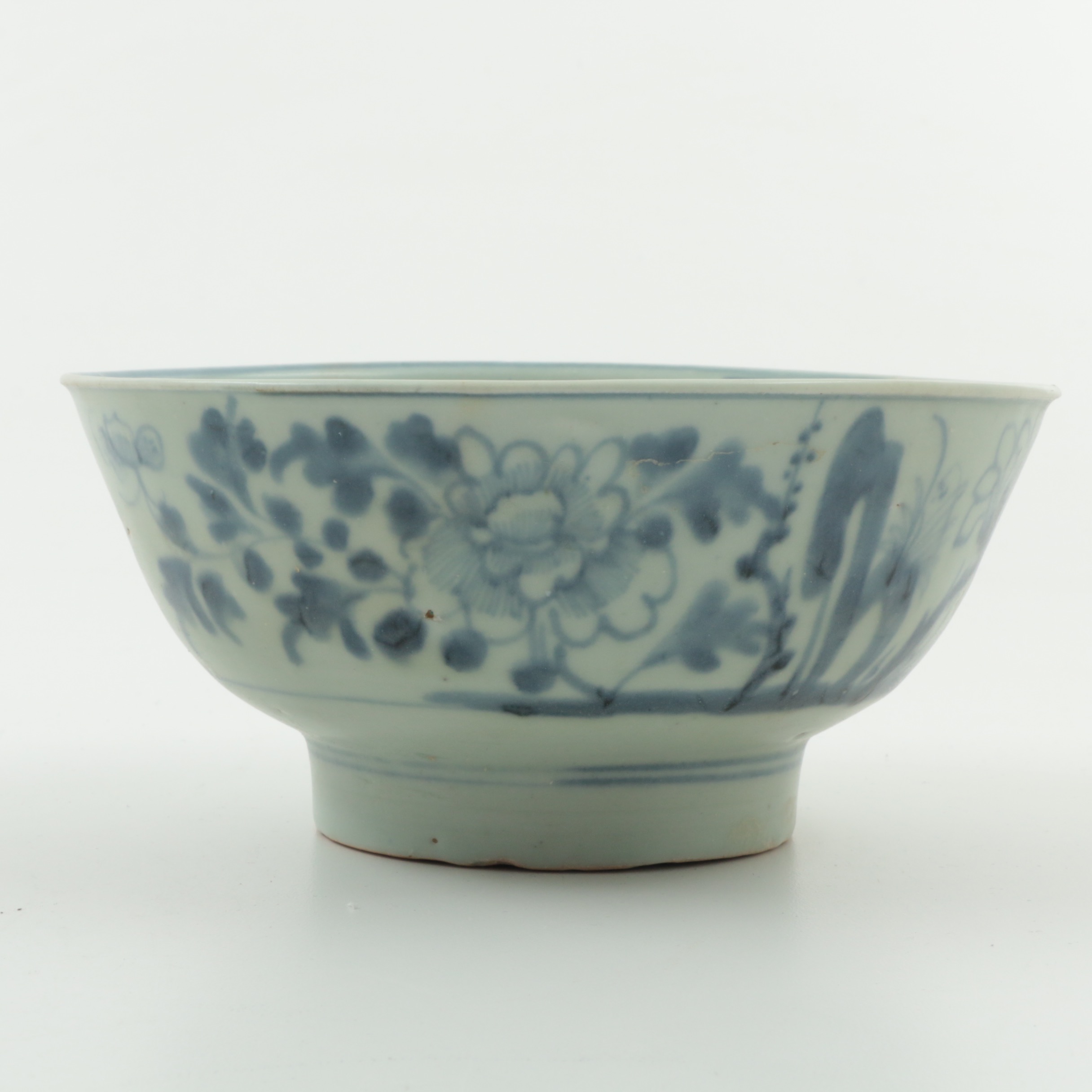 Three Circa 1822 Chinese Porcelain "Tek Sing" Shipwreck Bowls