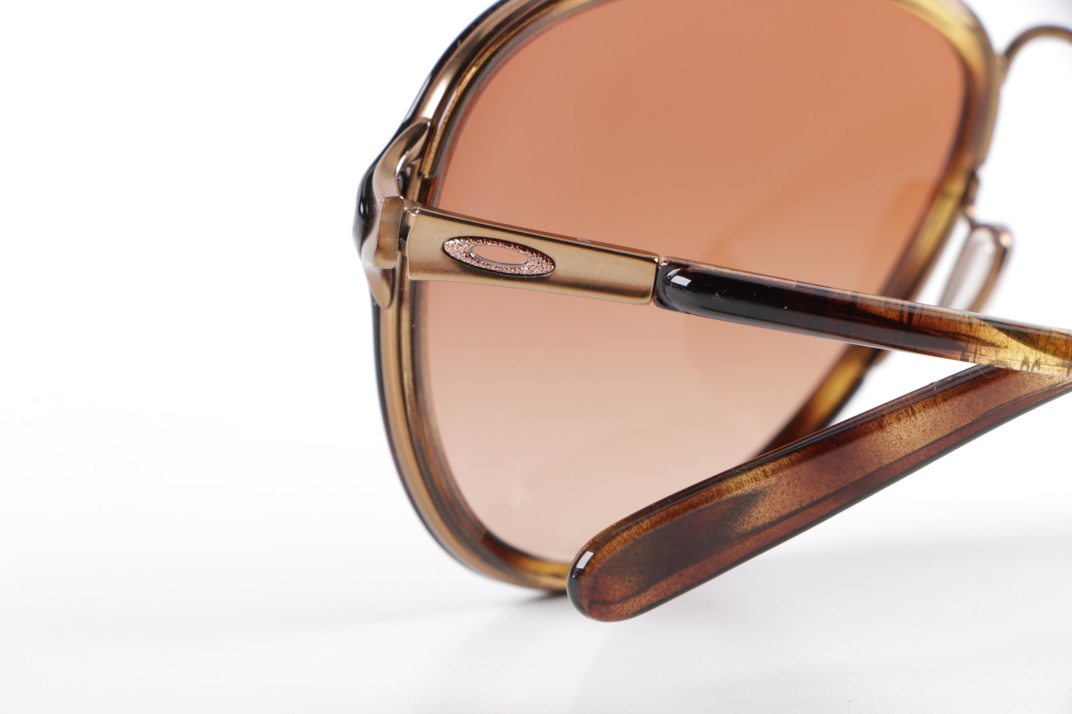 Oakley Kickback Tortoiseshell Style Aviator Sunglasses