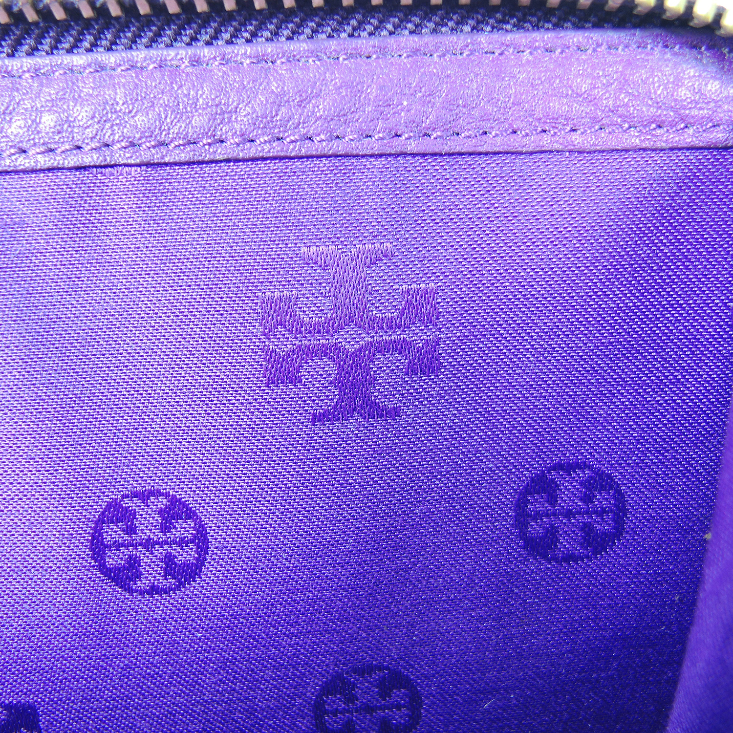 Chloé Leather Hobo Handbag and Tory Burch Wallet