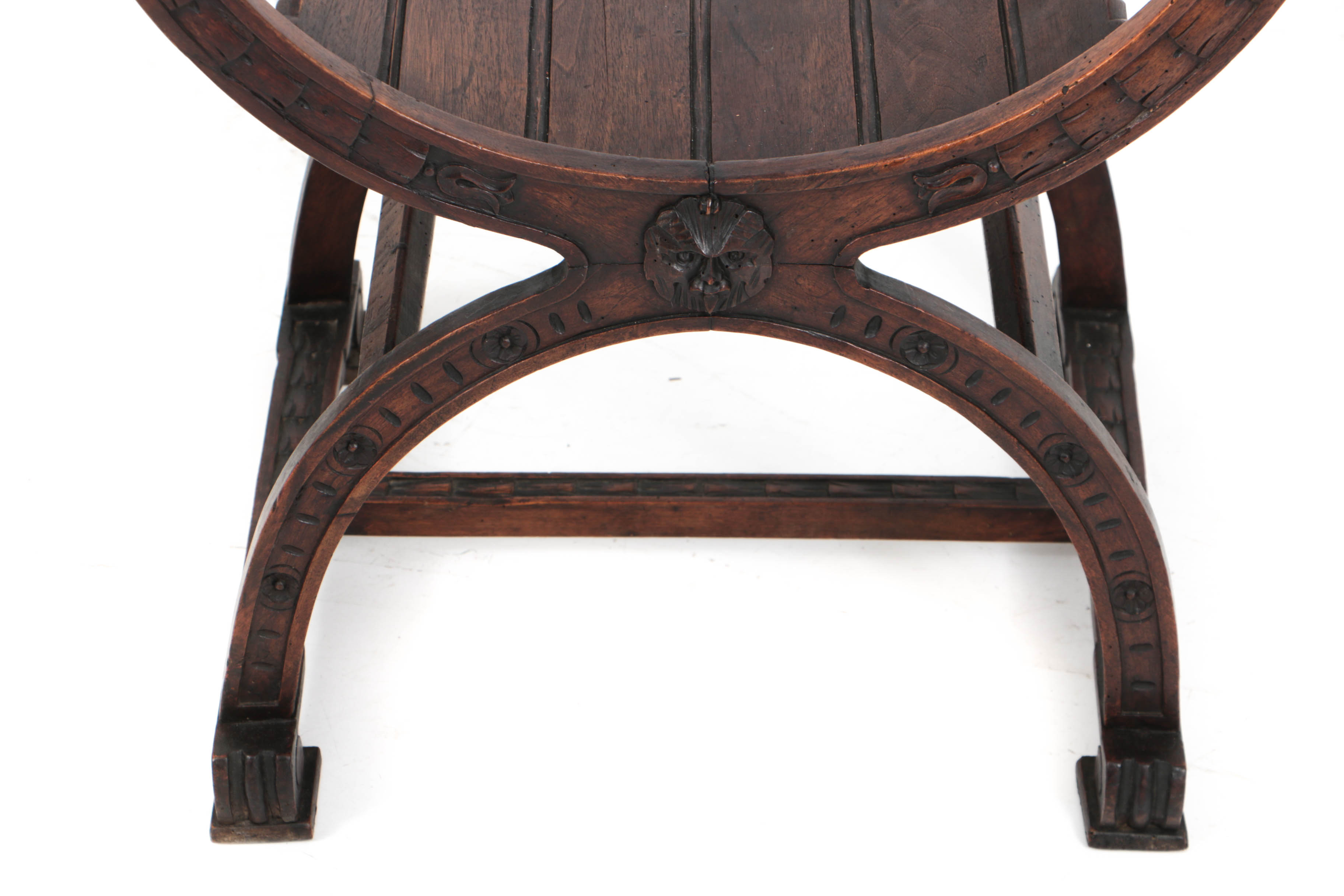 Early 20th Century Carved Walnut Savonorola Curule Chair