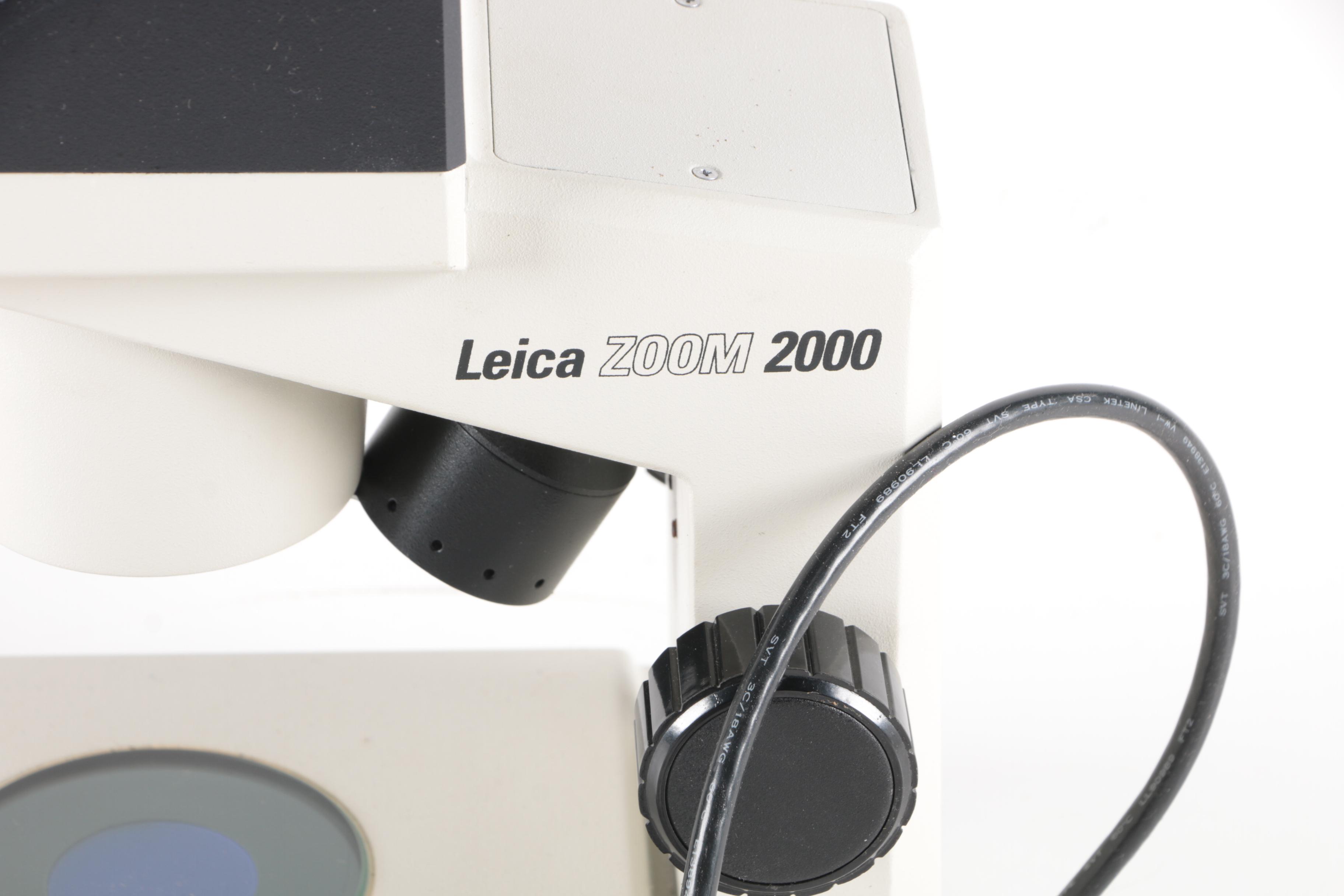 Leica Zoom 2000 Microscope