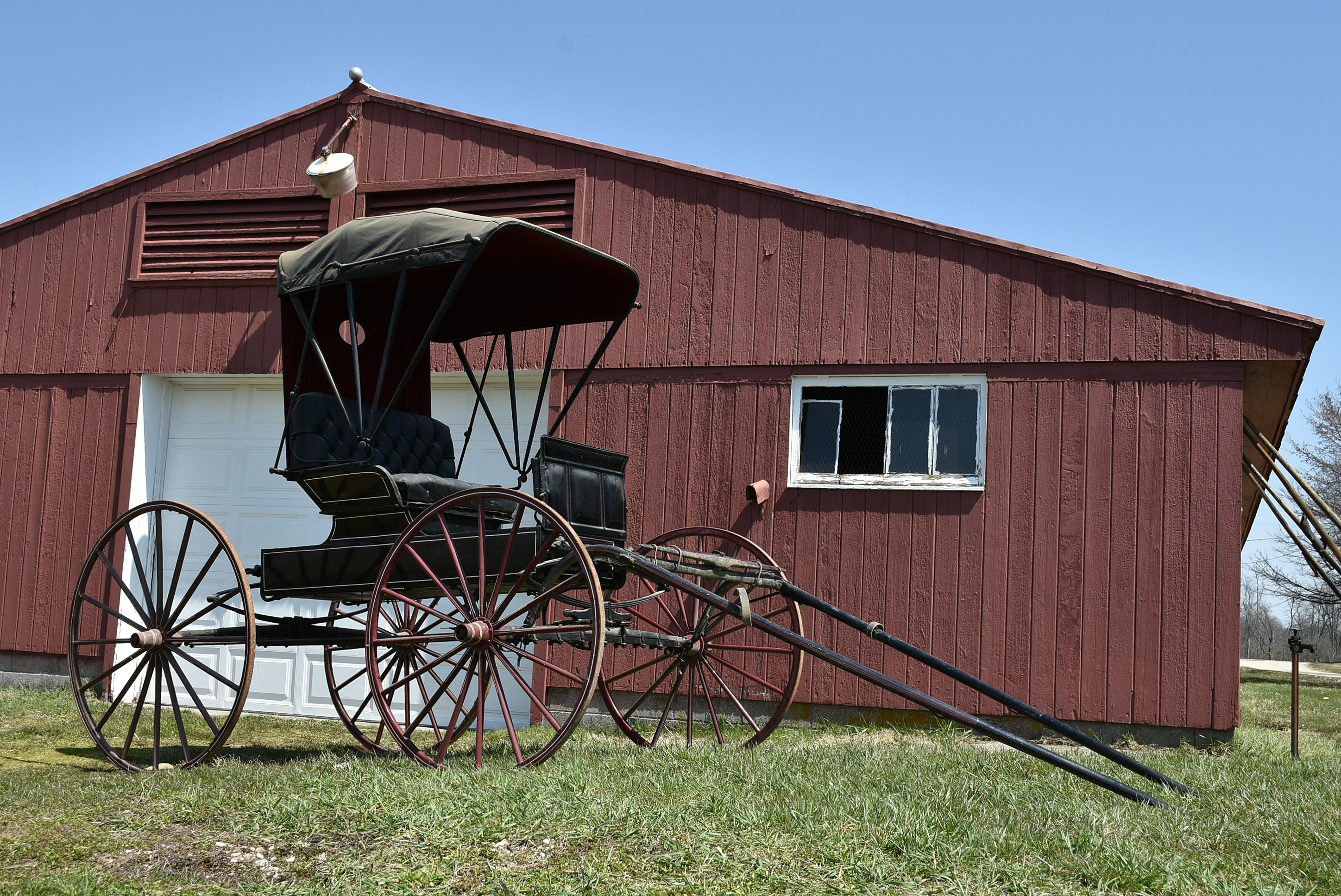 Antique Horse-Drawn Runabout Buggy by Peters Buggy Co. of Columbus, Ohio