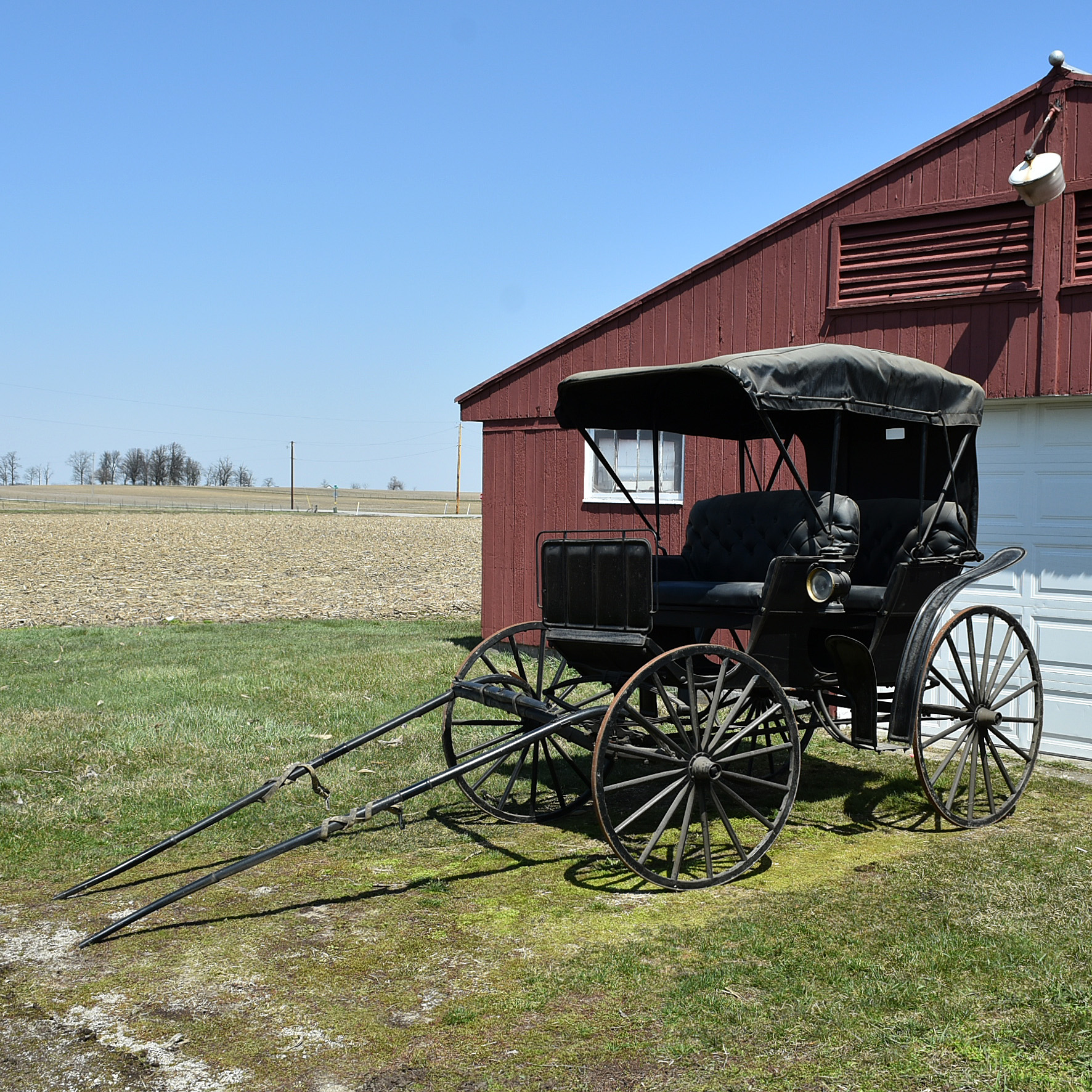 Antique Horse-Drawn Two-Seater Buggy with Dietz Lanterns