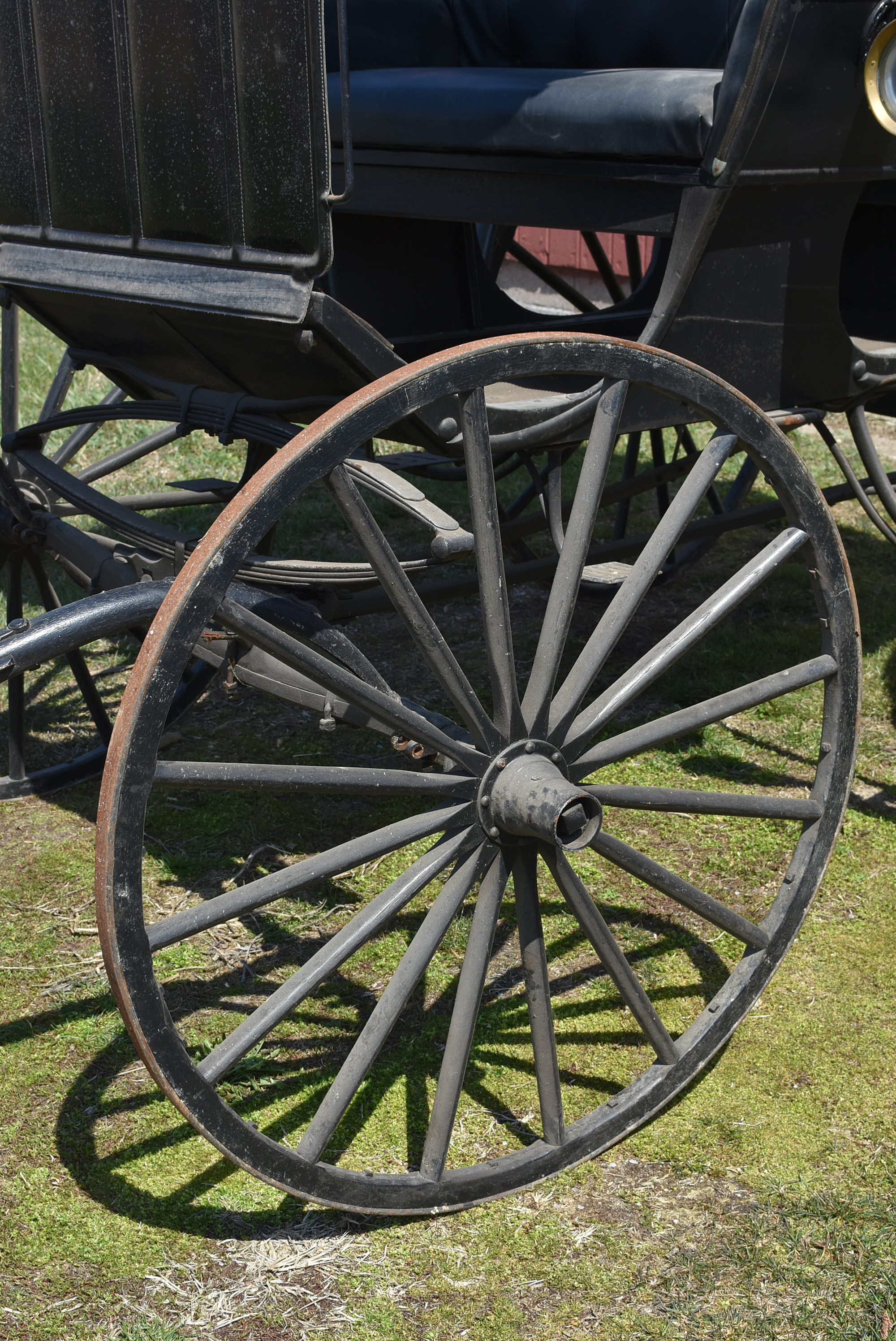 Antique Horse-Drawn Two-Seater Buggy with Dietz Lanterns
