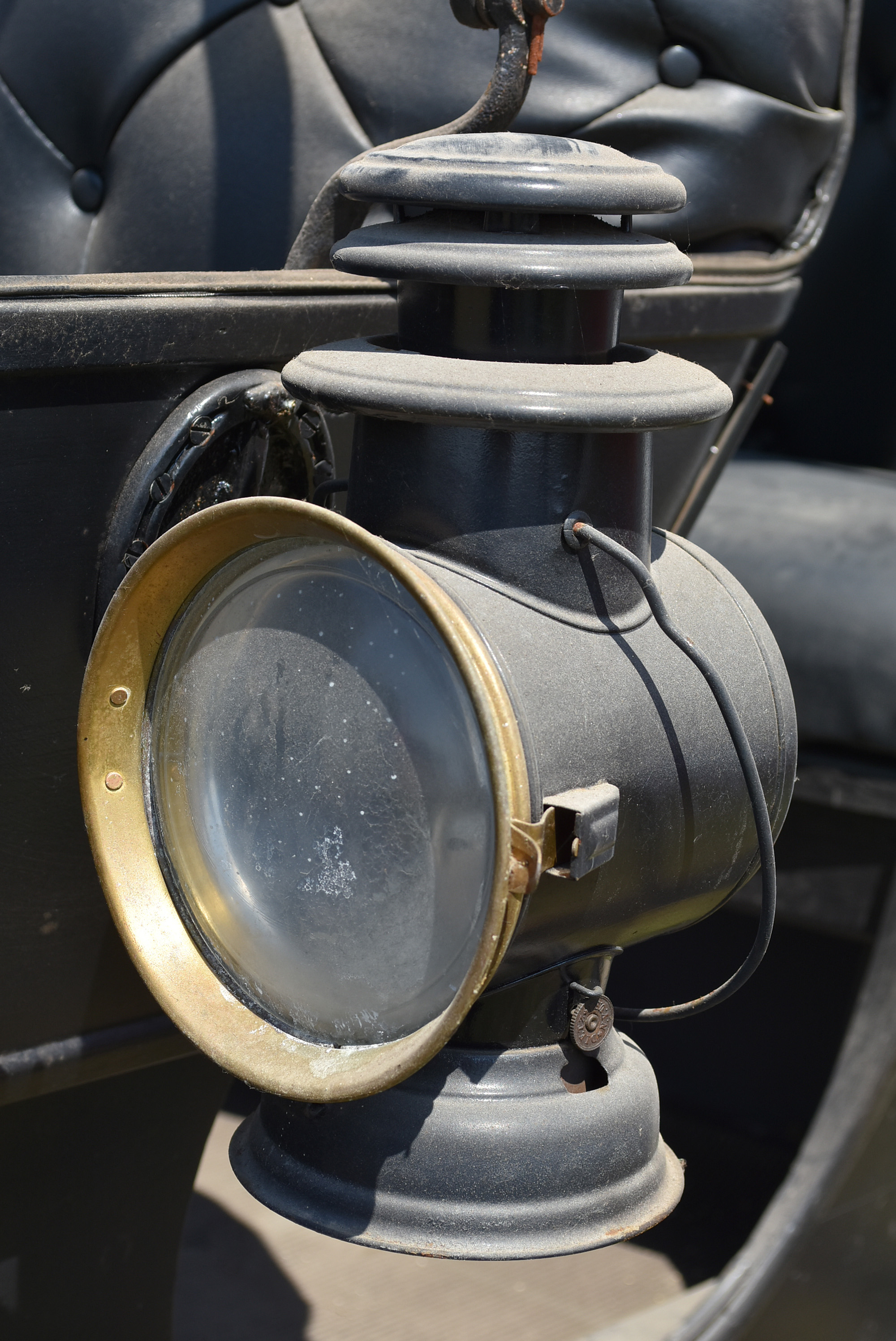 Antique Horse-Drawn Two-Seater Buggy with Dietz Lanterns