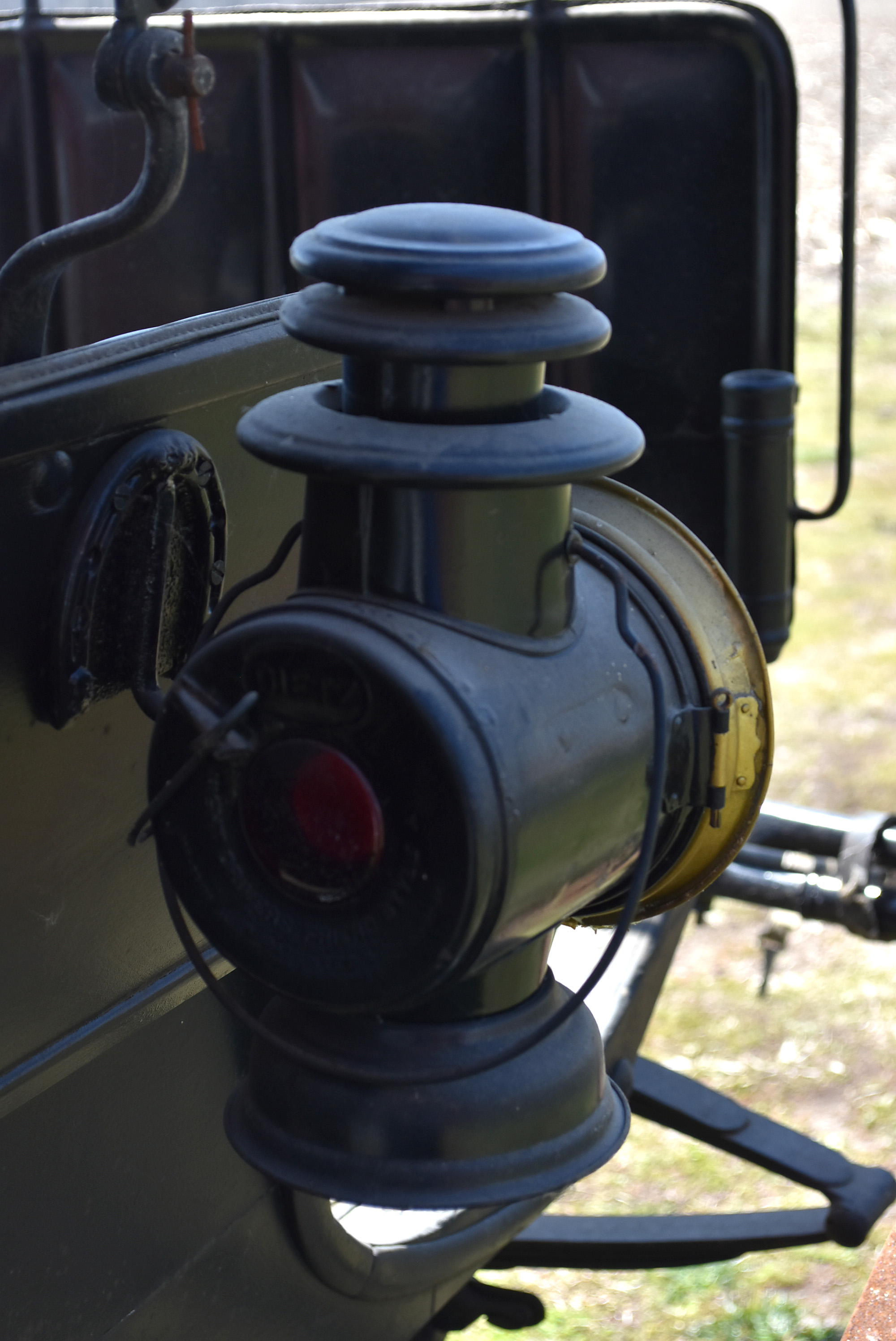 Antique Horse-Drawn Two-Seater Buggy with Dietz Lanterns