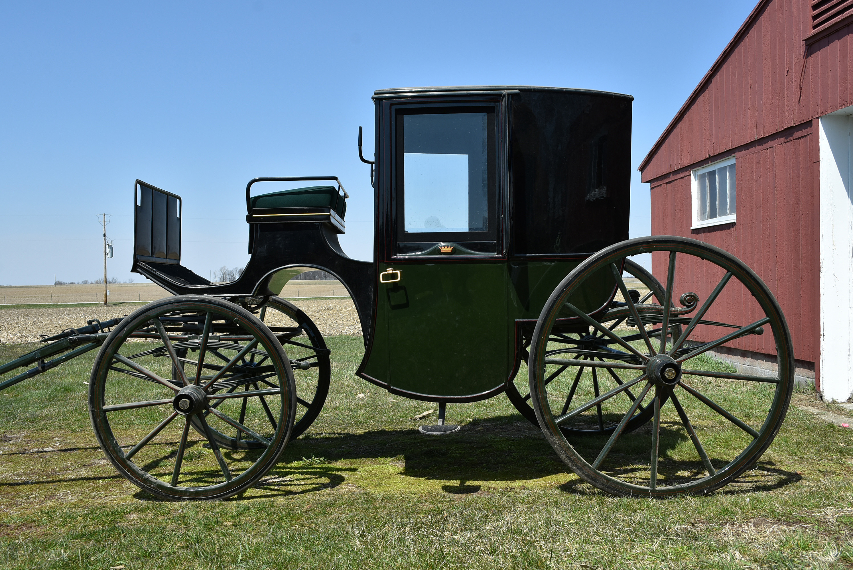 Antique Horse-Drawn Brougham Style Carriage by Hincks & Johnson of Bridgeport