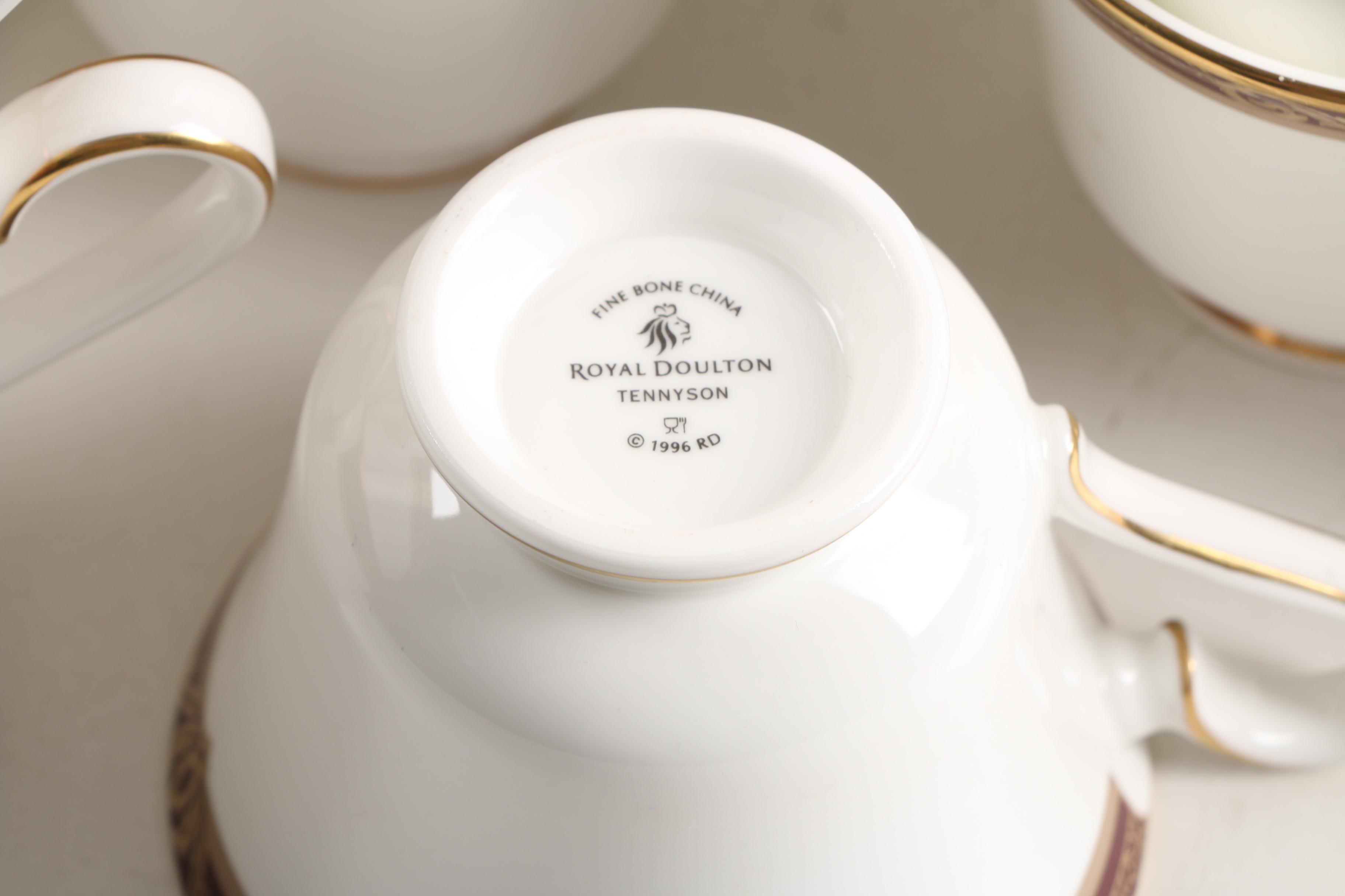 Royal Doulton "Tennyson" Bone China Dinner Service